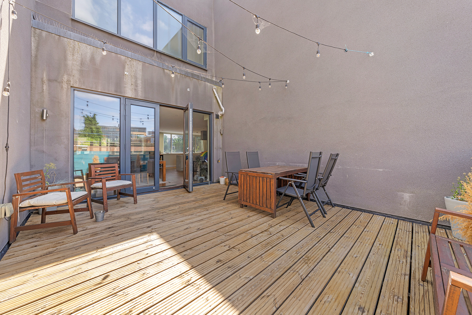 View Spacious terraced 3 Bed Luxury Home in Brixton - Pass the Keys in Flat 2, 118 Brixton Hill, SW2 1RS Spacious terraced 3 Bed Luxury Home in Brixton - Pass the Keys in Flat 2, 118 Brixton Hill, SW2 1RS - Property image 19 - VivreStays