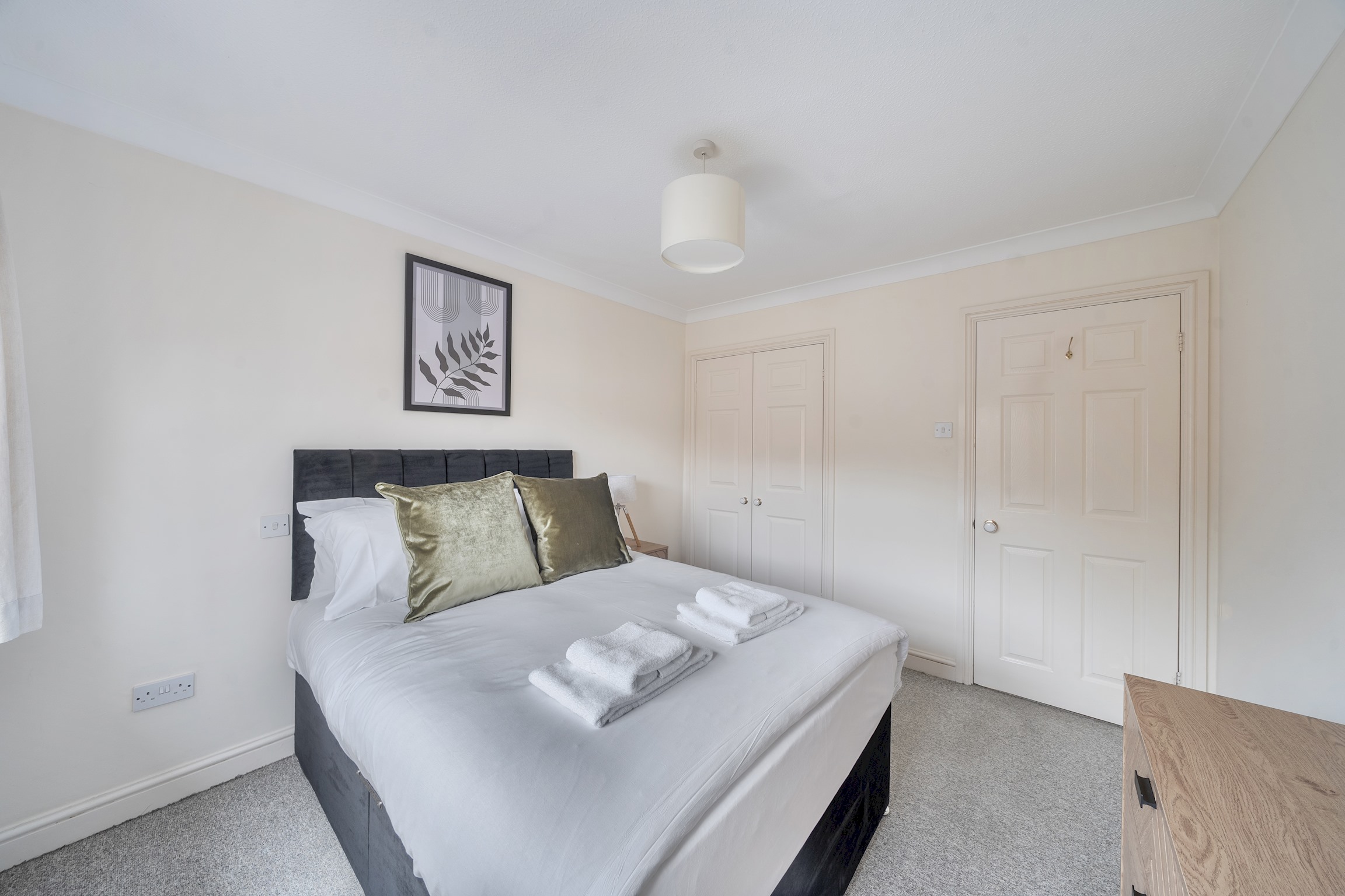 Oxford 2 Bed Apartment inc. Parking & Balcony - Pass the Keys in Flat 2 Chillingworth Court, Nuffield Road, OX3 8RR - Property image 16 - VivreStays