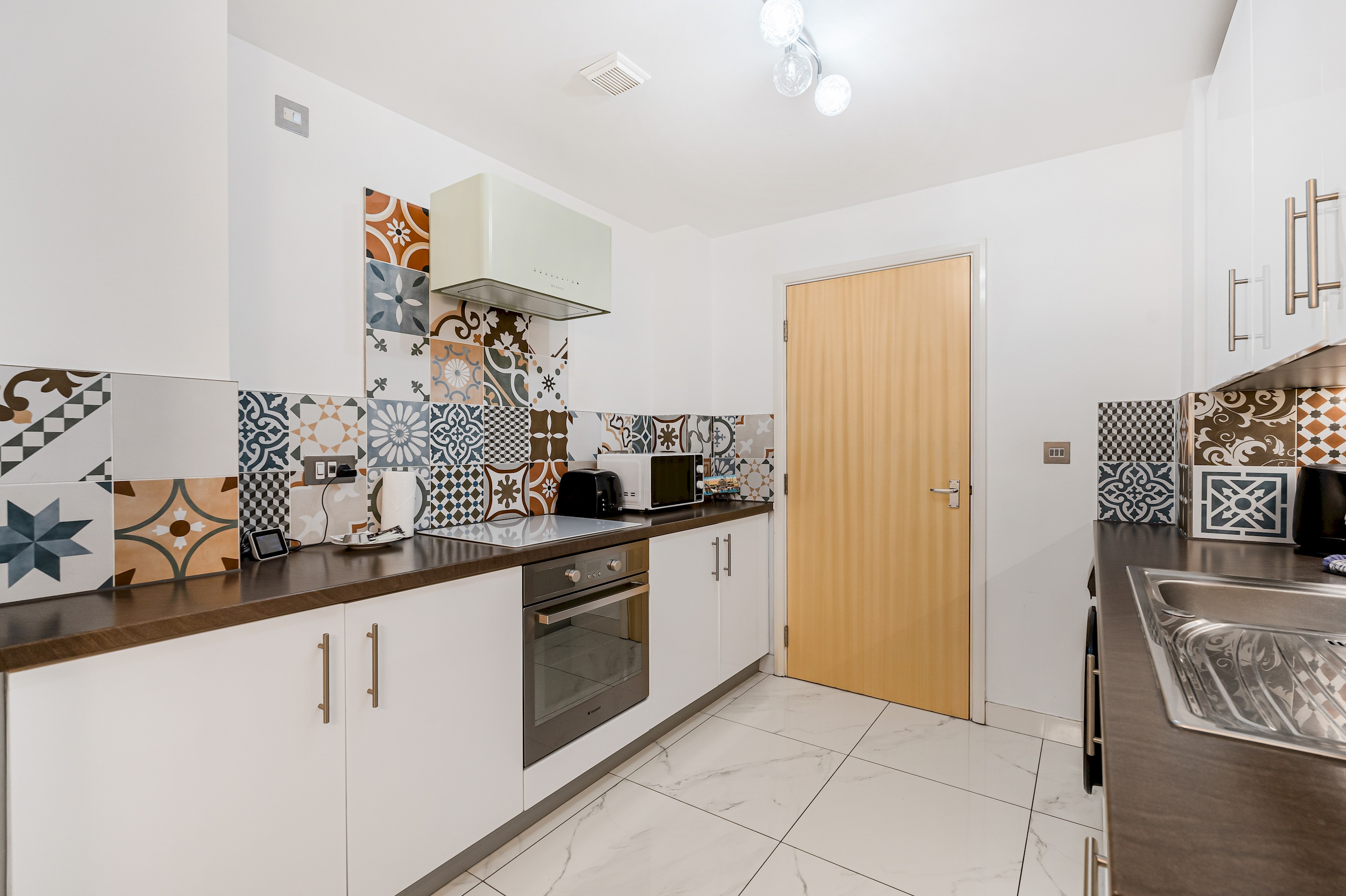 Modern 2 bed in brilliant St Georges Wharf - Pass the Keys in Flat 1129 St George Wharf, SW8 2FG - Property image 4 - VivreStays