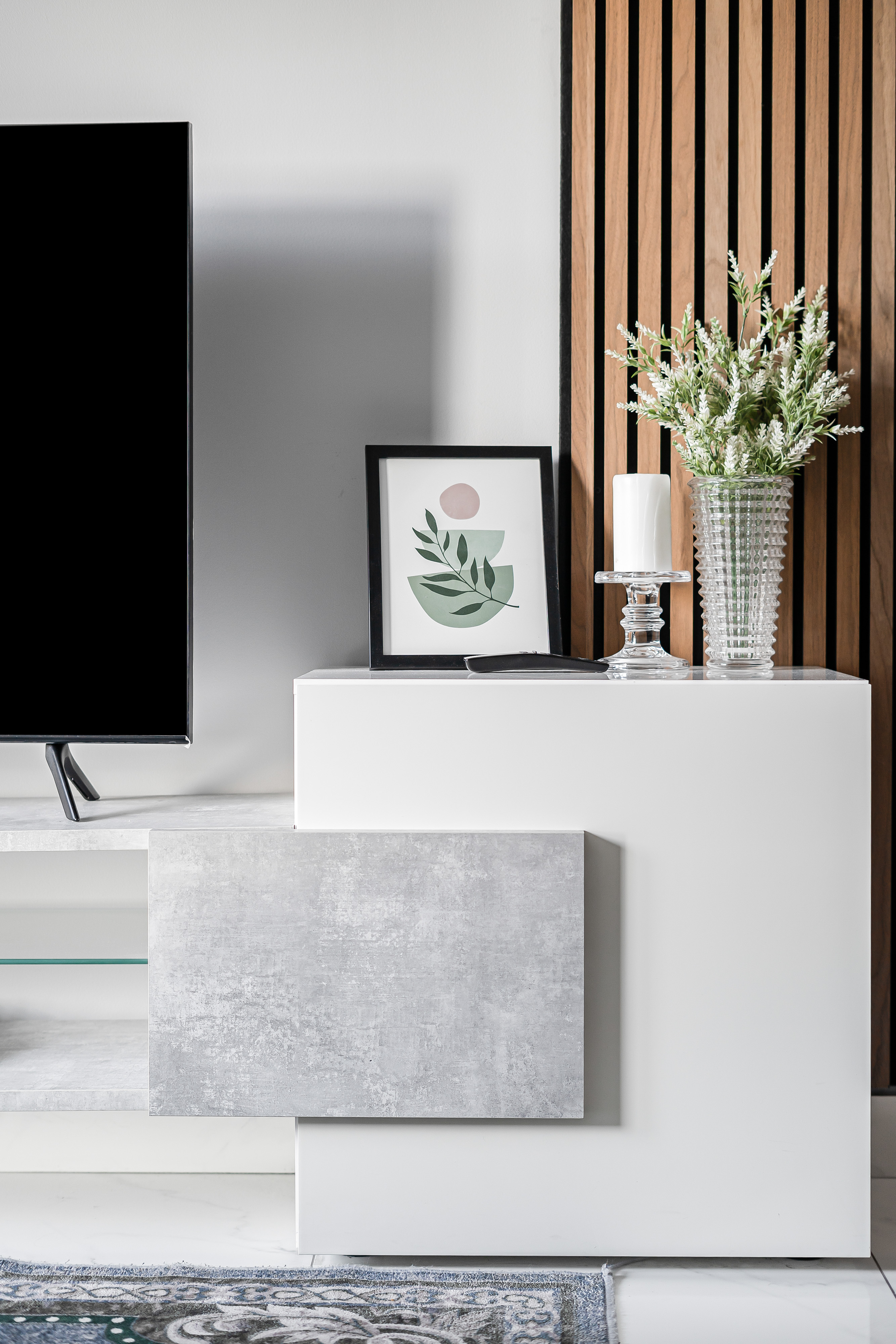 Modern 2 bed in brilliant St Georges Wharf - Pass the Keys in Flat 1129 St George Wharf, SW8 2FG - Property image 12 - VivreStays