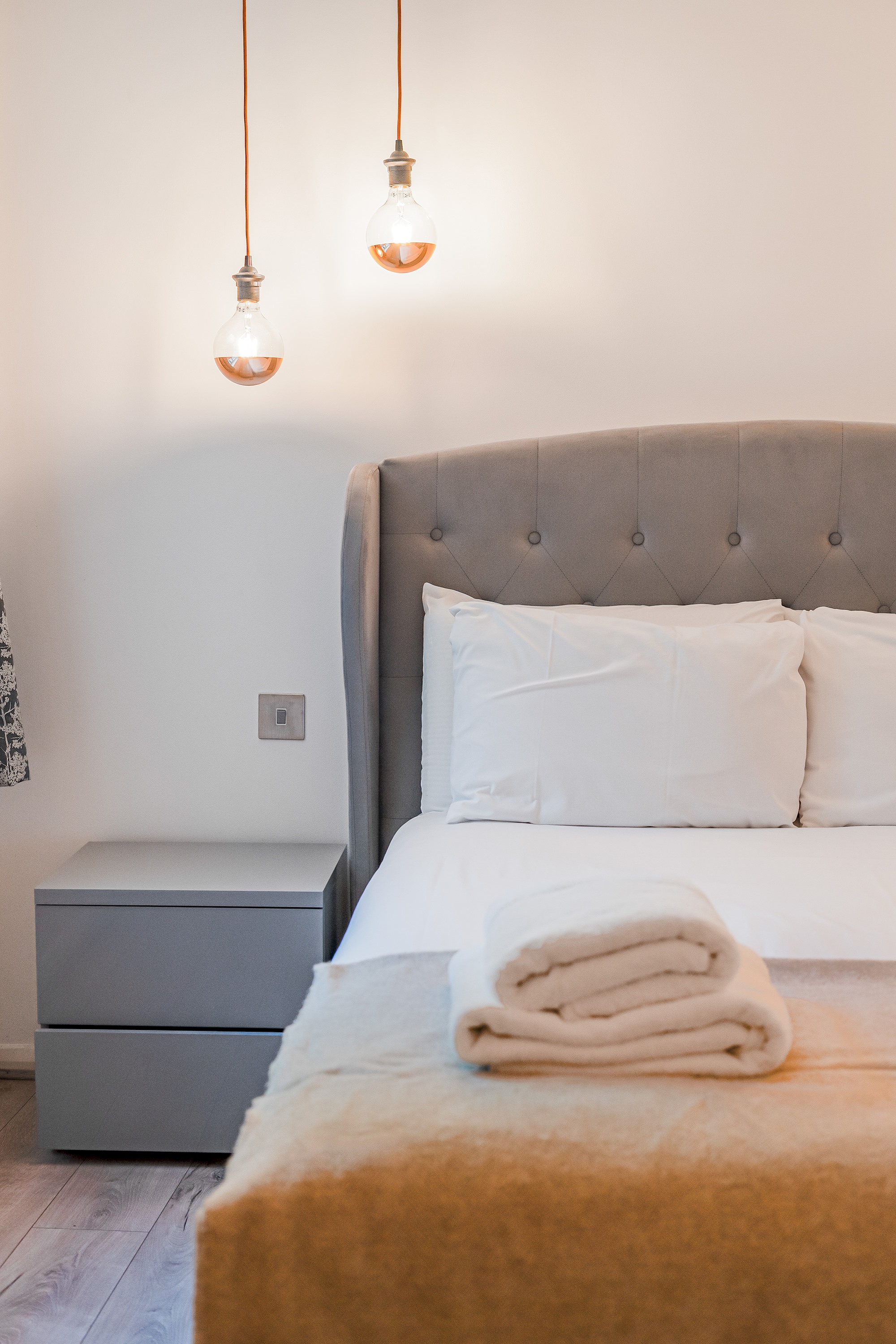 Modern 2 bed in brilliant St Georges Wharf - Pass the Keys in Flat 1129 St George Wharf, SW8 2FG - Property image 17 - VivreStays