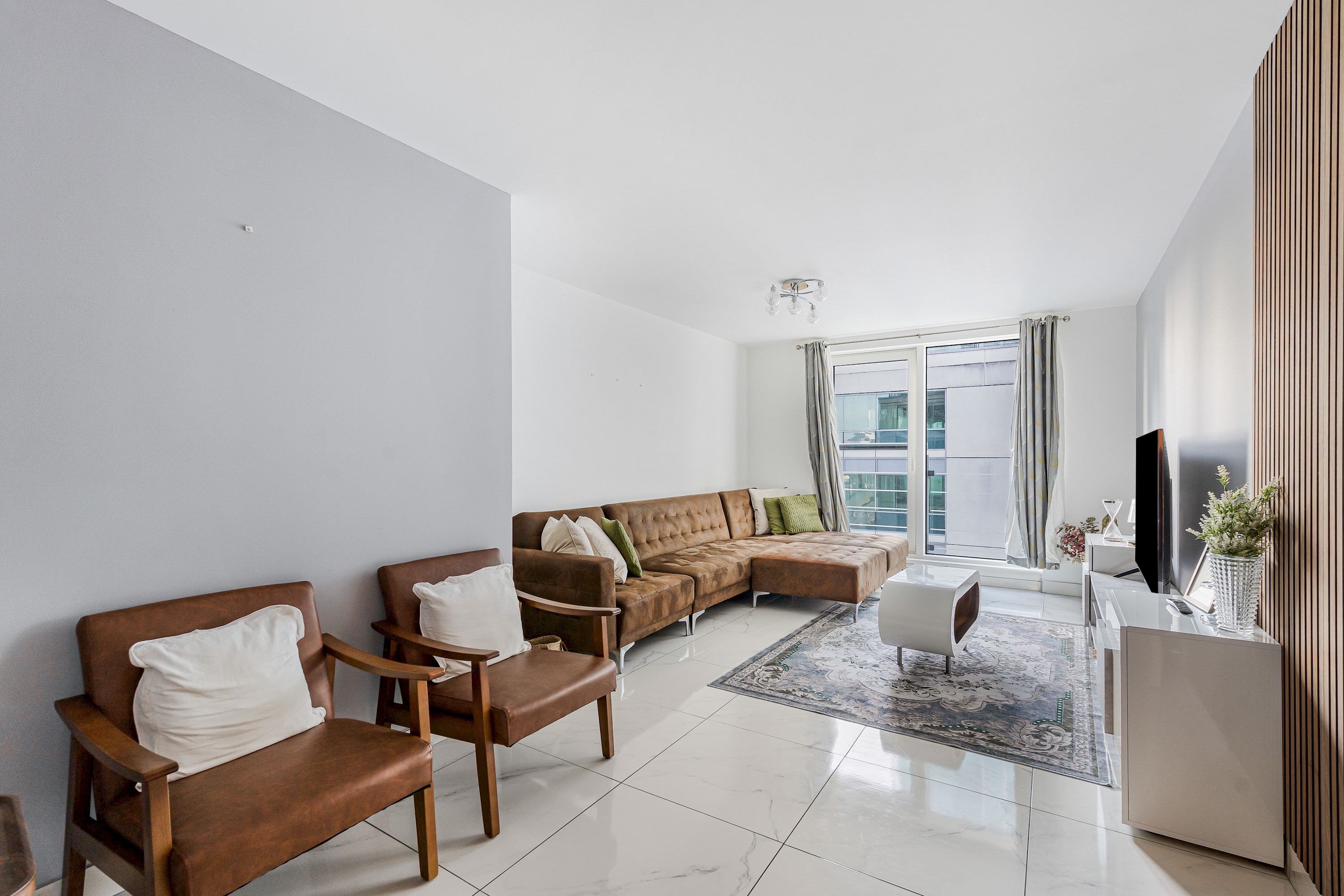 Modern 2 bed in brilliant St Georges Wharf - Pass the Keys in Flat 1129 St George Wharf, SW8 2FG - Property image 30 - VivreStays