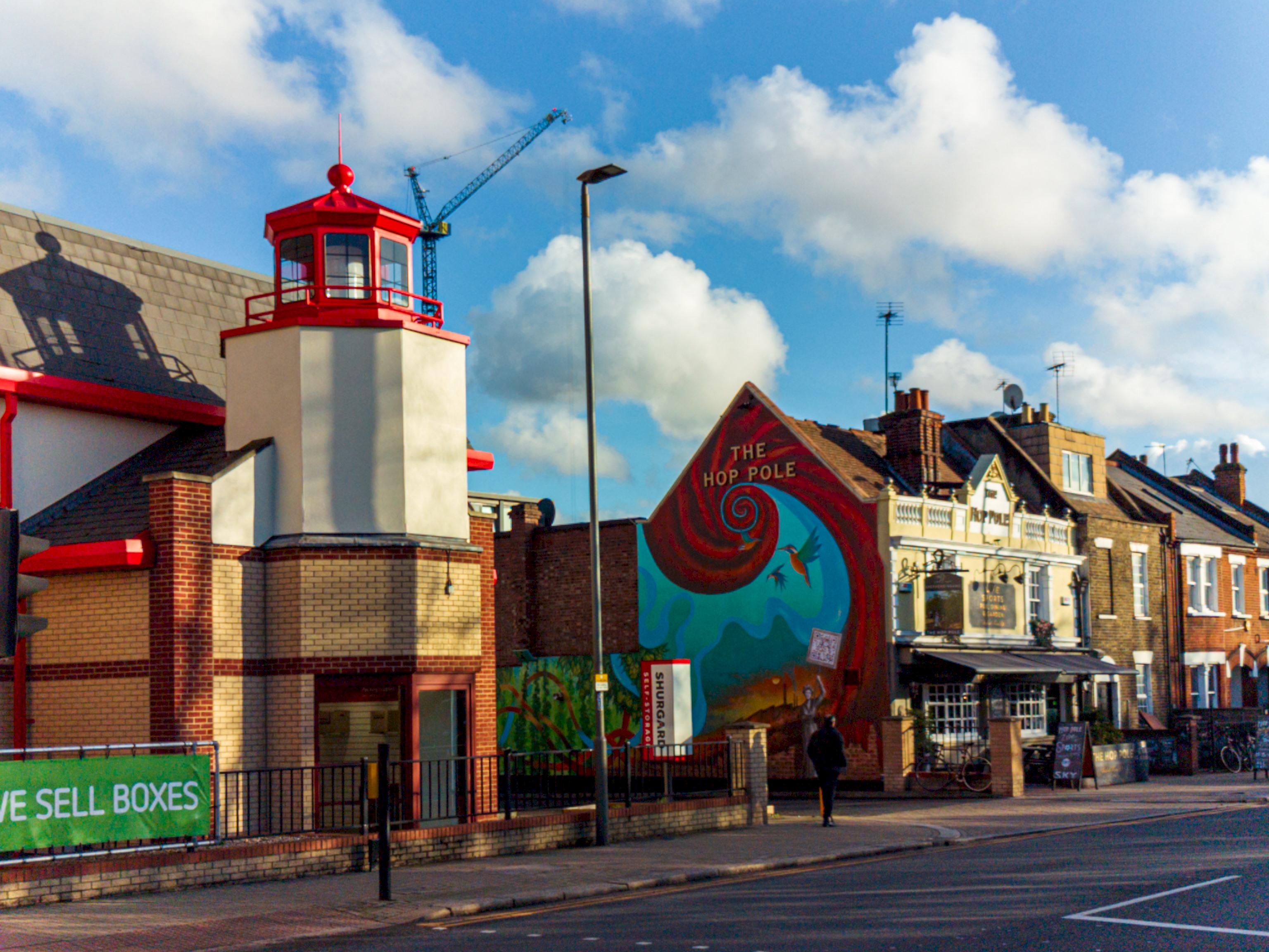A beautiful 2-bed mansion-block flat in Putney - Pass the Keys in 151-153 Oakhill Rd, Flat 3 SW15 2QL - Property image 40 - VivreStays