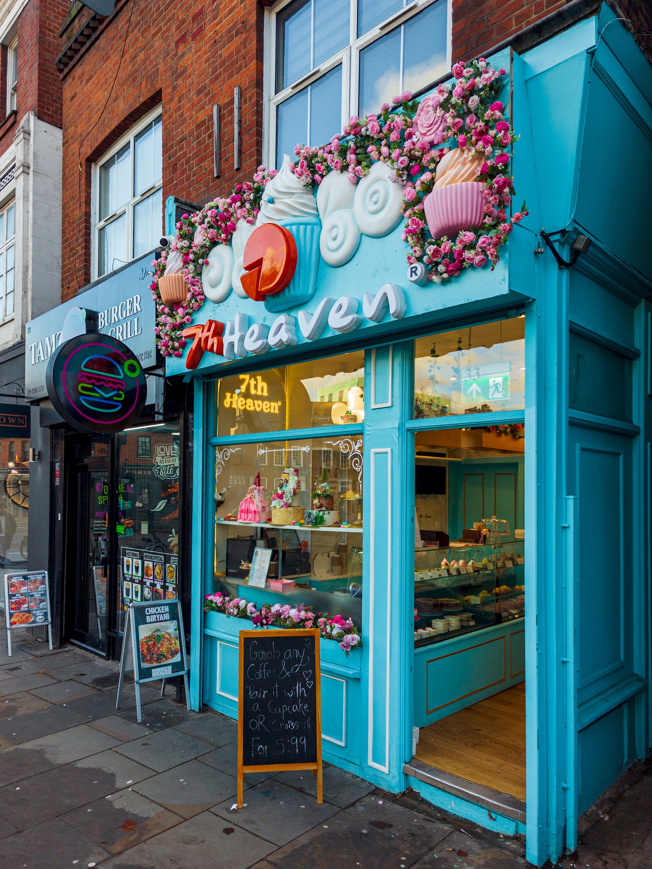 A beautiful 2-bed mansion-block flat in Putney - Pass the Keys in 151-153 Oakhill Rd, Flat 3 SW15 2QL - Property image 43 - VivreStays
