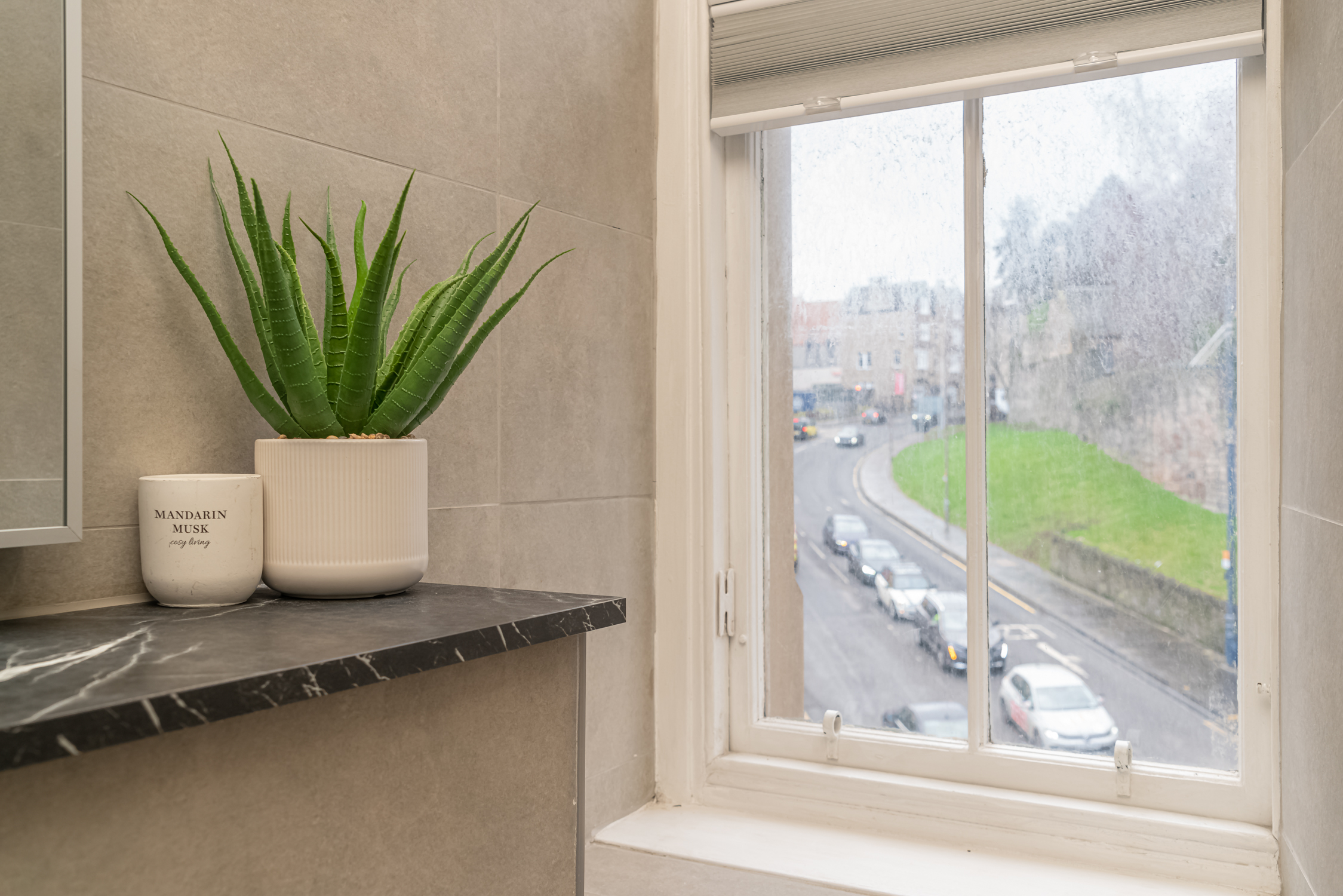 Charming 2-Bed flat Steps from the Royal Mile - Pass the Keys in 66/7 St Mary's Street, EH1 1SX - Property image 23 - VivreStays