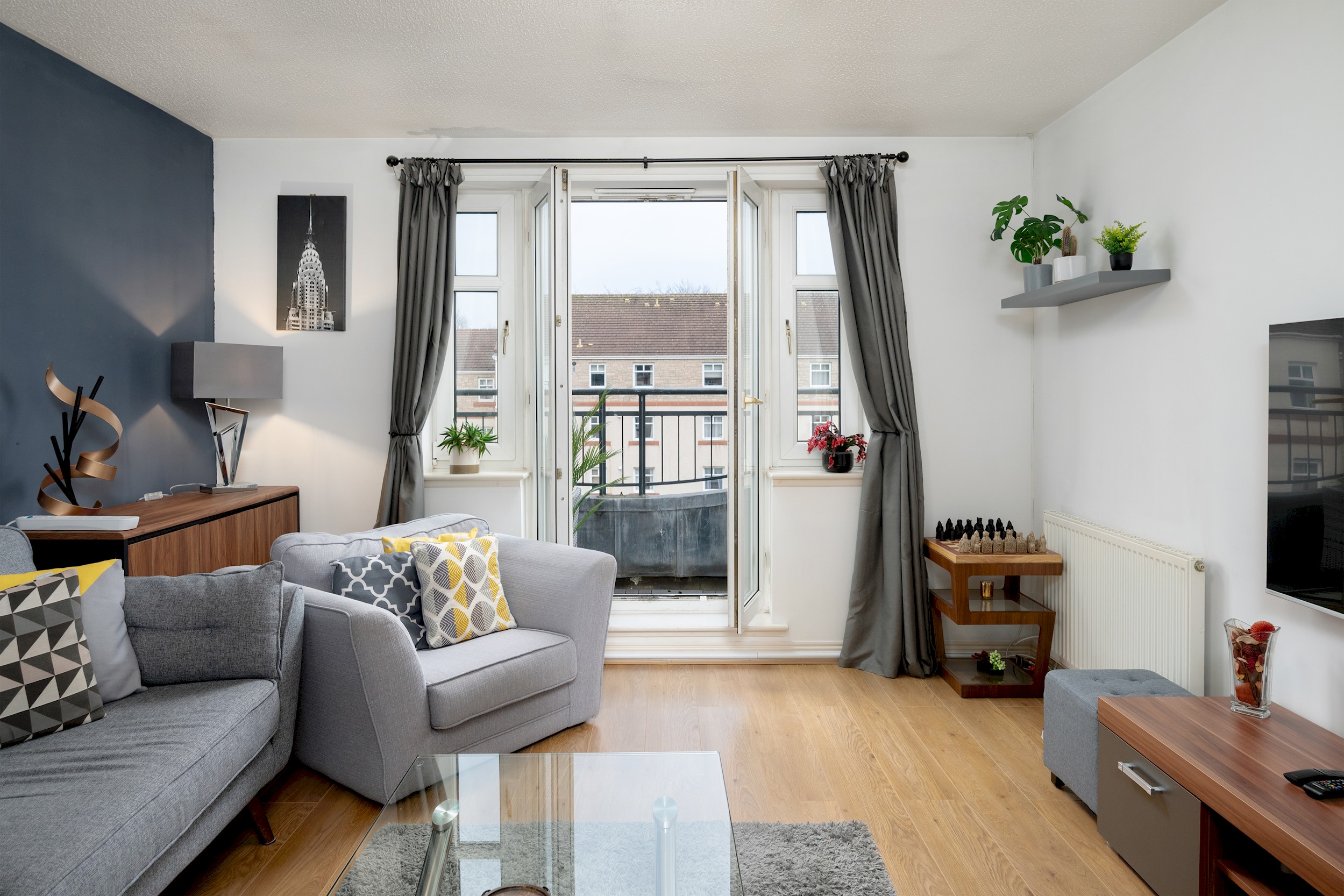 Stylish 2-Bed Flat with Balcony Near Haymarket - Pass the Keys serviced apartment - UK - VivreStays