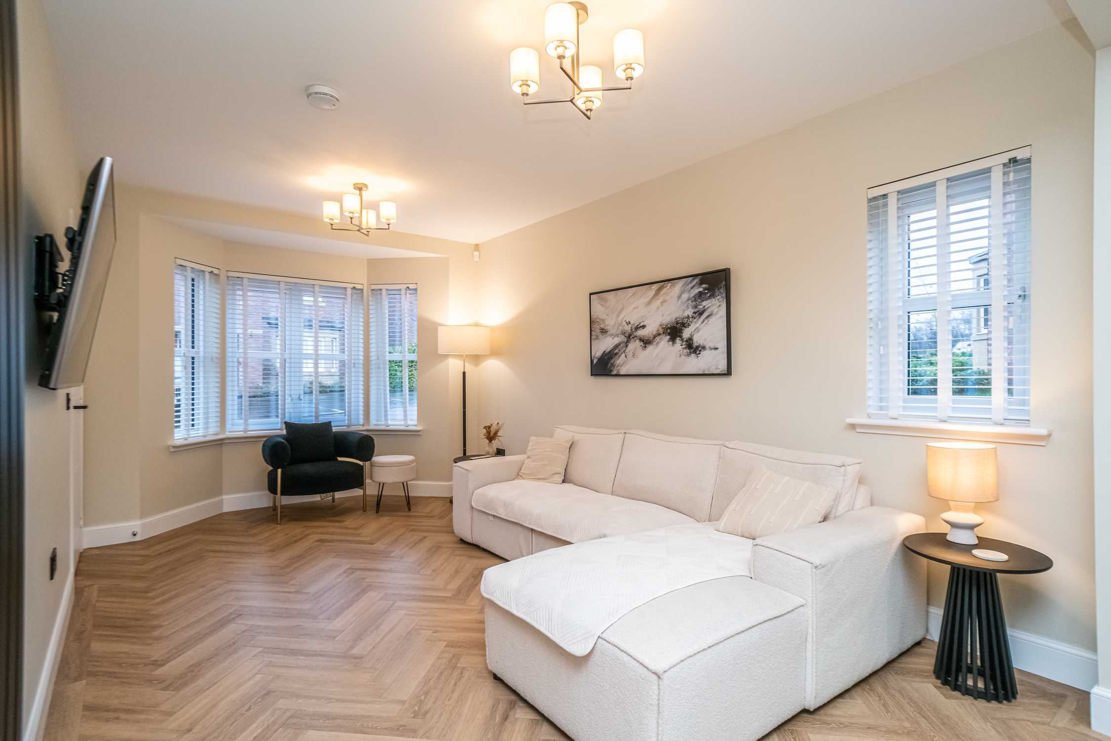 Spacious Family Home with Garden | Free Parking - Pass the Keys serviced apartment - UK - VivreStays