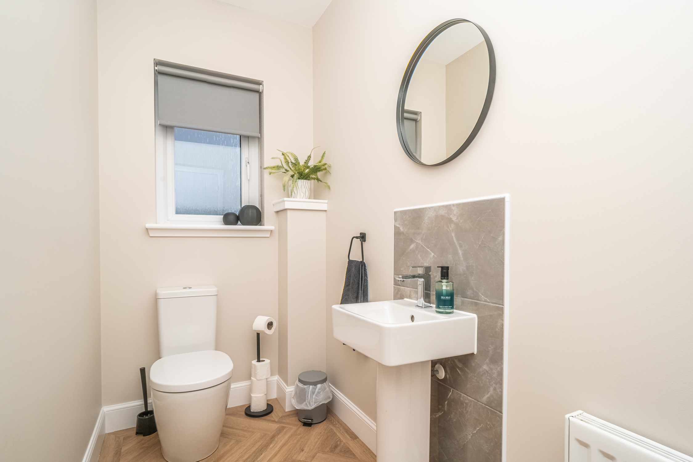 Spacious Family Home with Garden | Free Parking - Pass the Keys in 17 Kingsfield Drive, EH22 4FN - Property image 19 - VivreStays