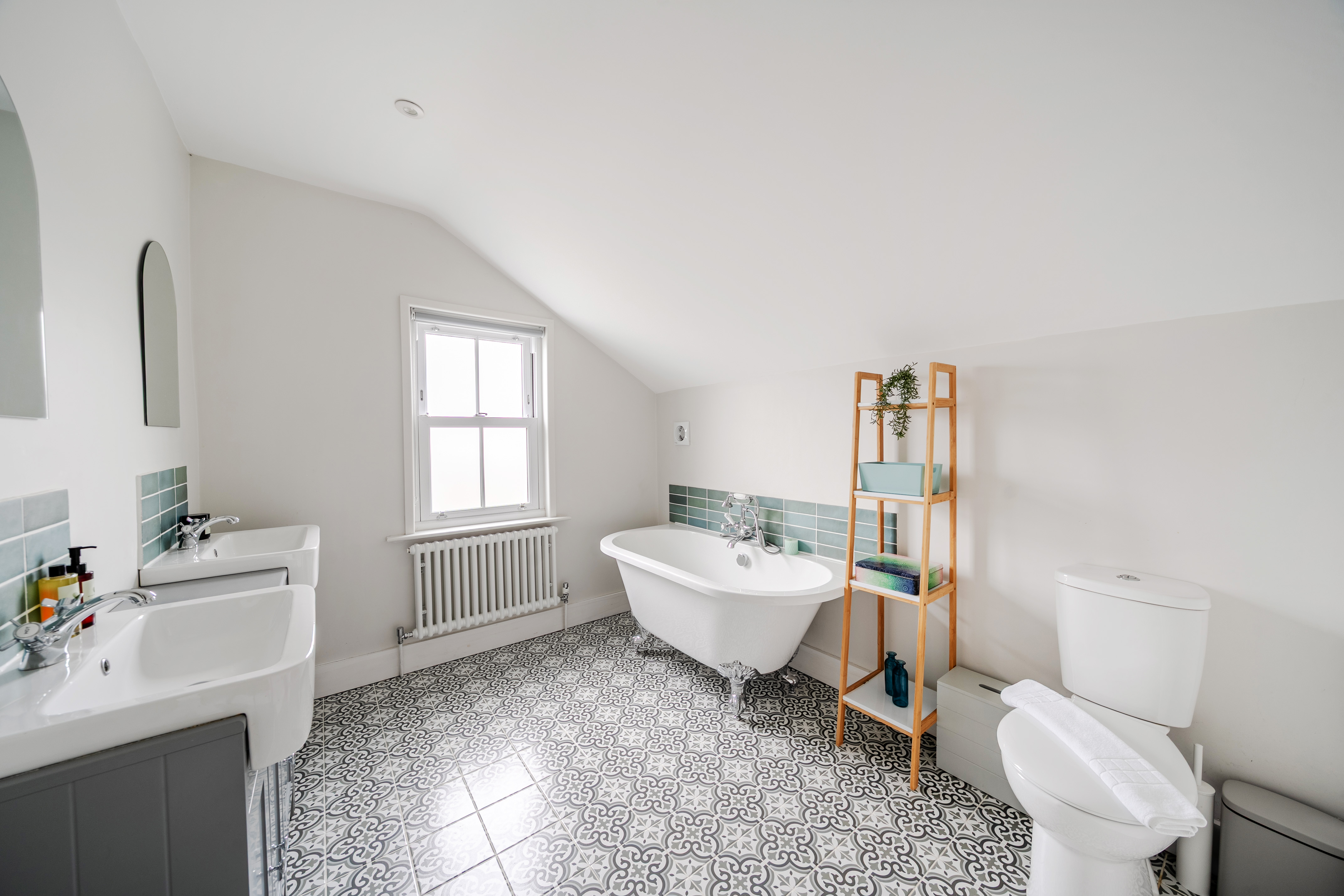 Stunning 3BR Townhouse - Central Oxford - Pass the Keys in 69 Essex Street, OX4 3AW - Property image 19 - VivreStays