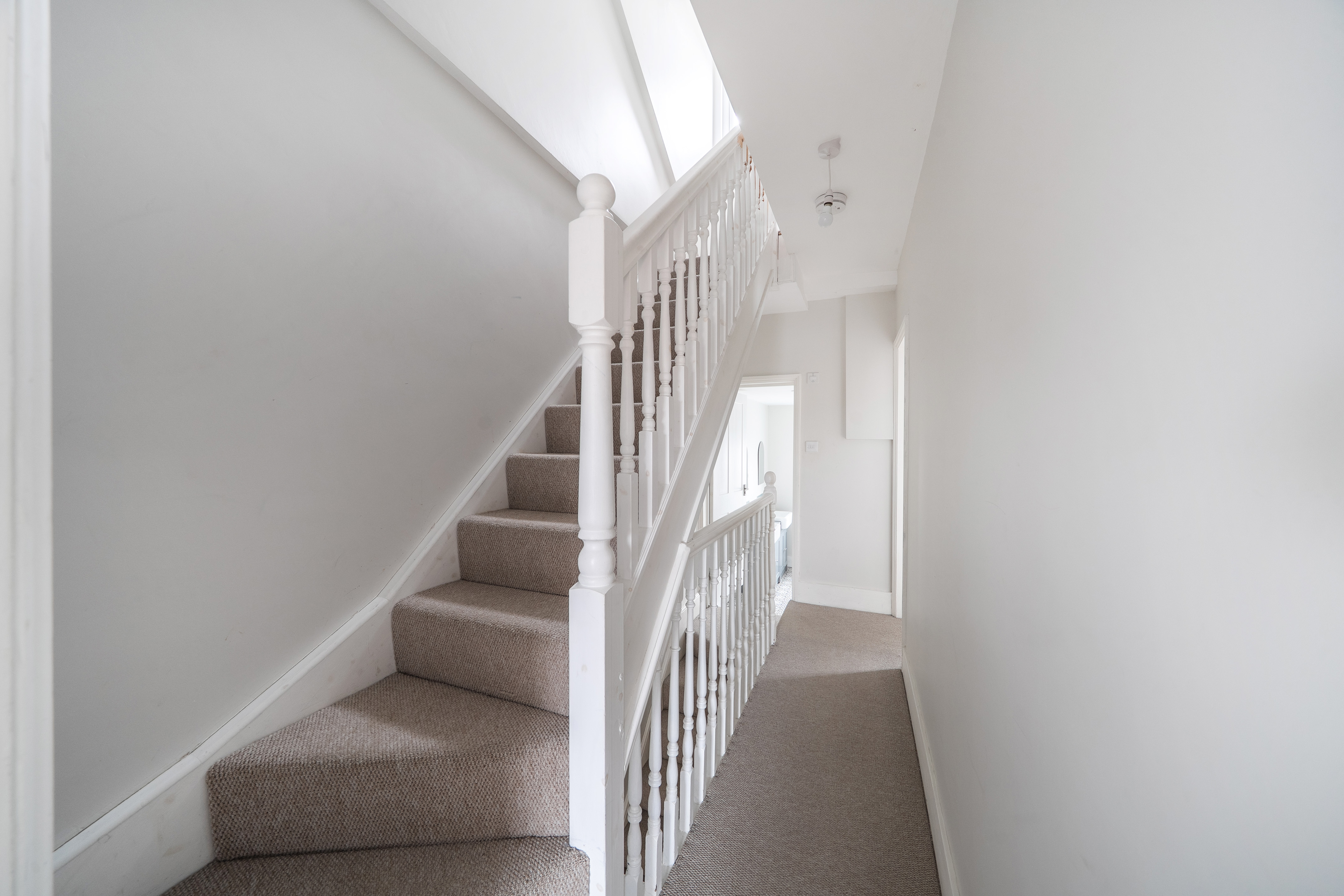 Stunning 3BR Townhouse - Central Oxford - Pass the Keys in 69 Essex Street, OX4 3AW - Property image 20 - VivreStays