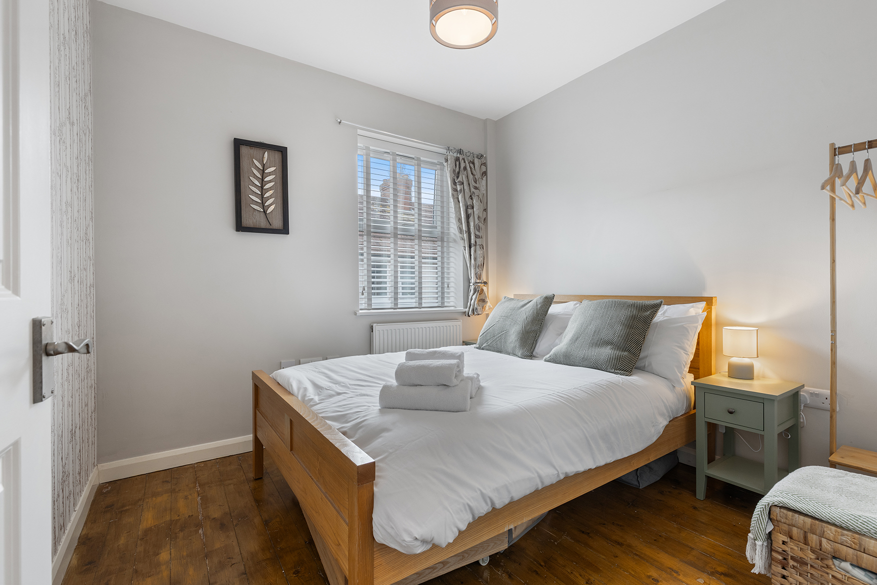 Stylish York Home | Free Parking | Sleeps 4 - Pass the Keys in 14A Emmerson Street, YO31 0XH - Property image 4 - VivreStays