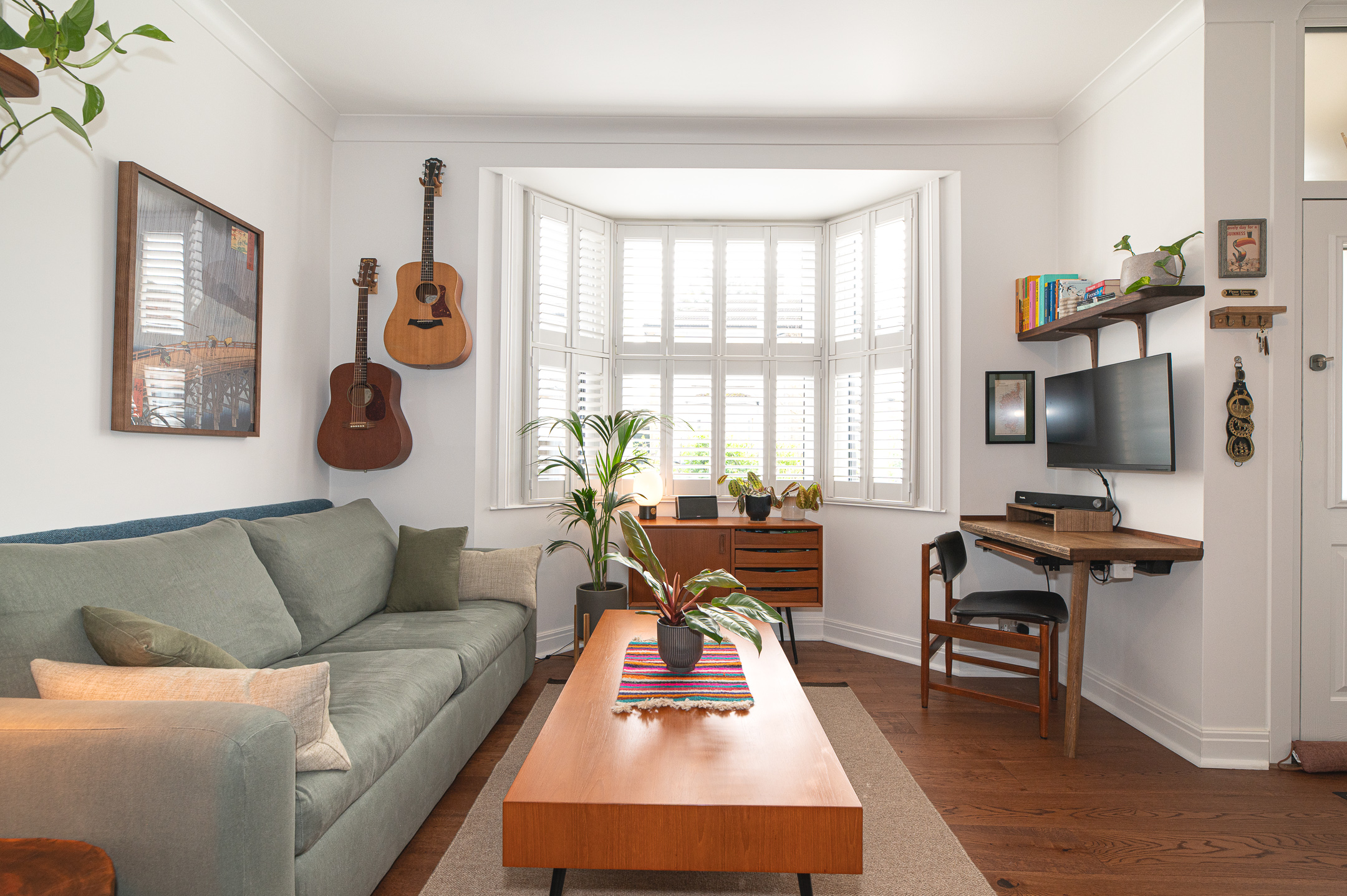 Peaceful, homely Maisonette in North London - Pass the Keys in 52 Granville Rd E17 9BT - Property image 2 - VivreStays