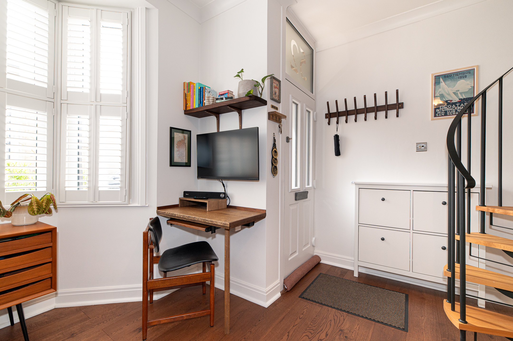 Peaceful, homely Maisonette in North London - Pass the Keys in 52 Granville Rd E17 9BT - Property image 8 - VivreStays