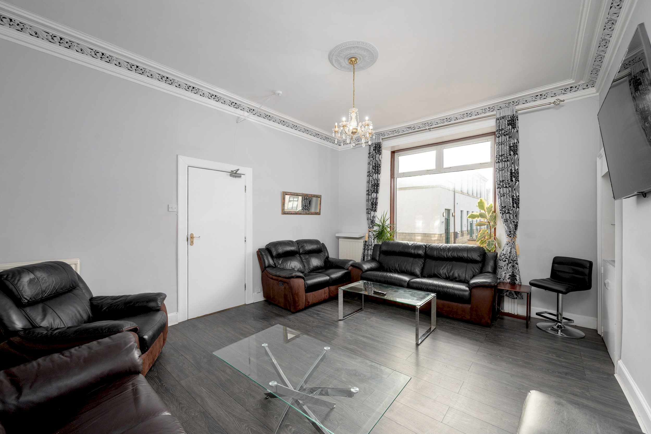 Charming Spacious Guesthouse, Edinburgh - Pass the Keys in 10 West End Place, EH11 2ED - Property image 7 - VivreStays