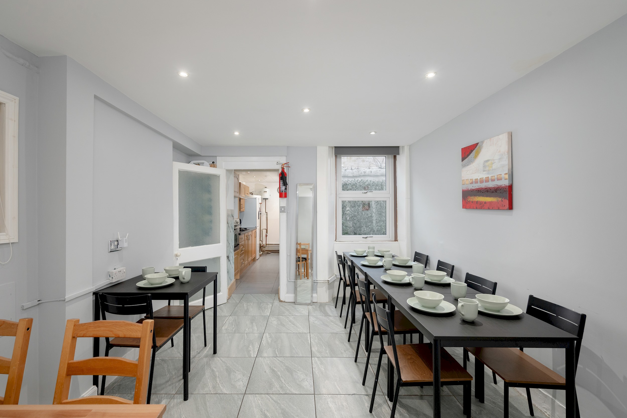 Charming Spacious Guesthouse, Edinburgh - Pass the Keys in 10 West End Place, EH11 2ED - Property image 13 - VivreStays