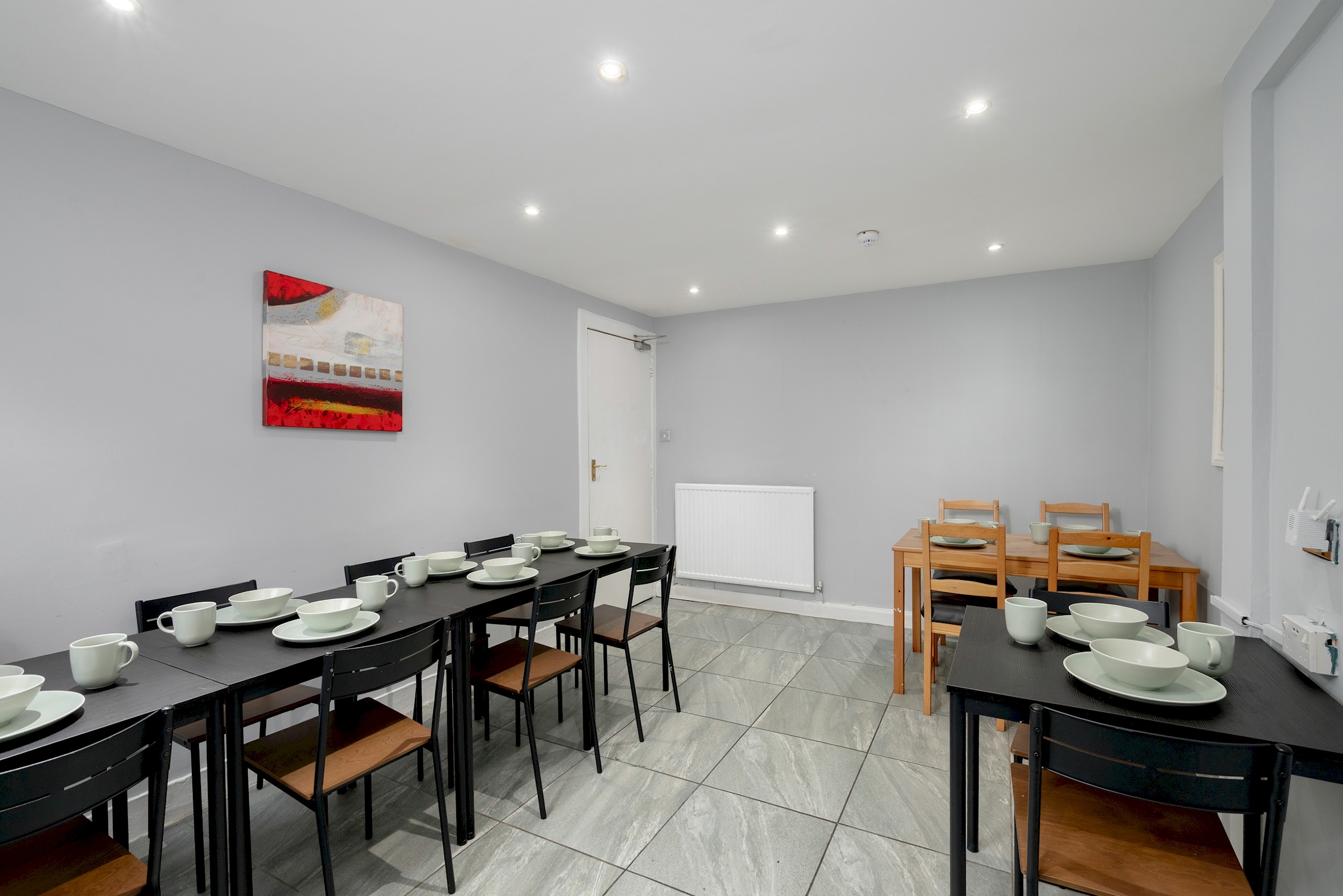 Charming Spacious Guesthouse, Edinburgh - Pass the Keys in 10 West End Place, EH11 2ED - Property image 15 - VivreStays