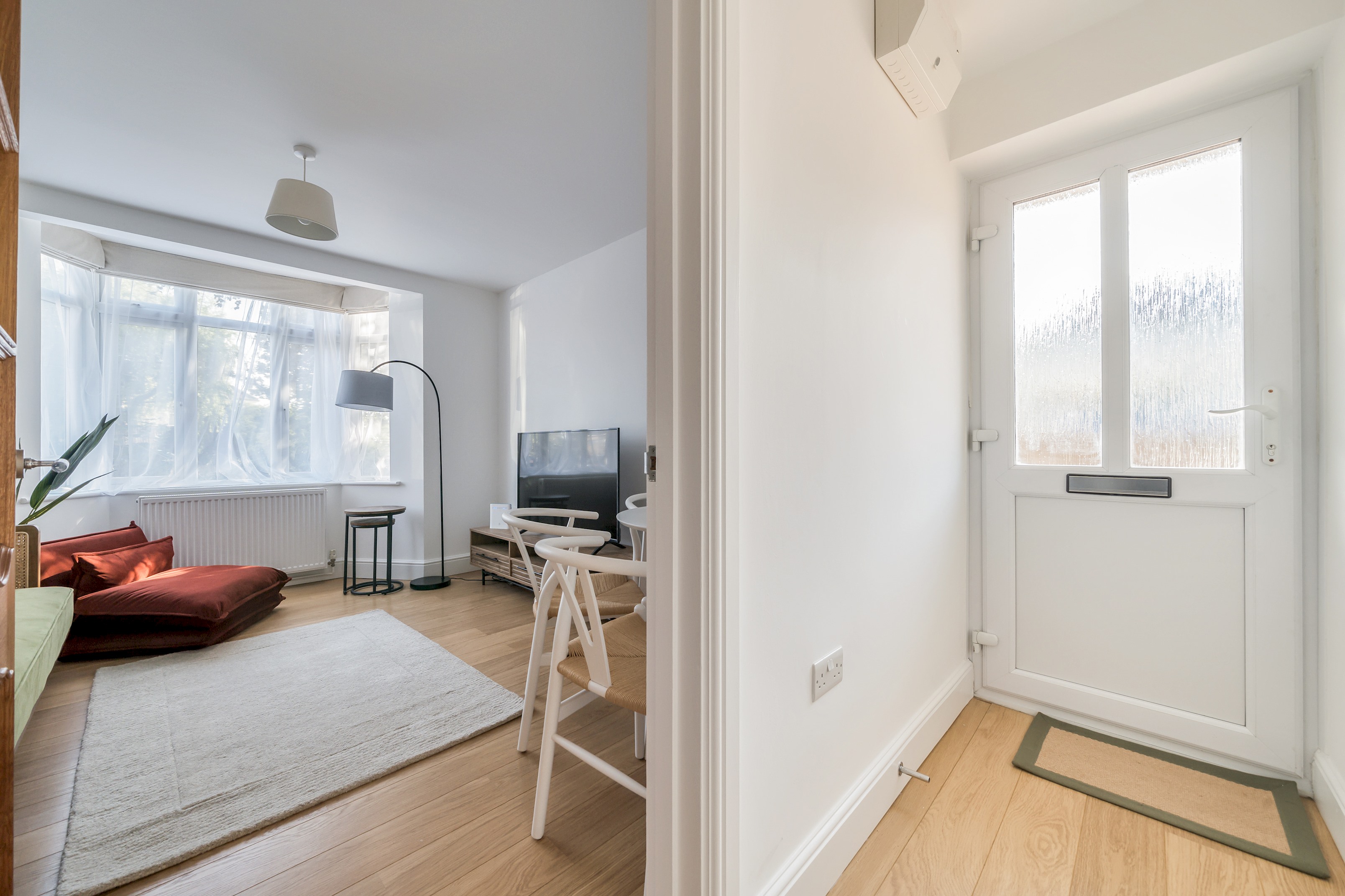 Stylish 2 Bed Apartment + Parking - Oxford - Pass the Keys in 1A Stanway Road, Headington, OX3 8HU - Property image 16 - VivreStays