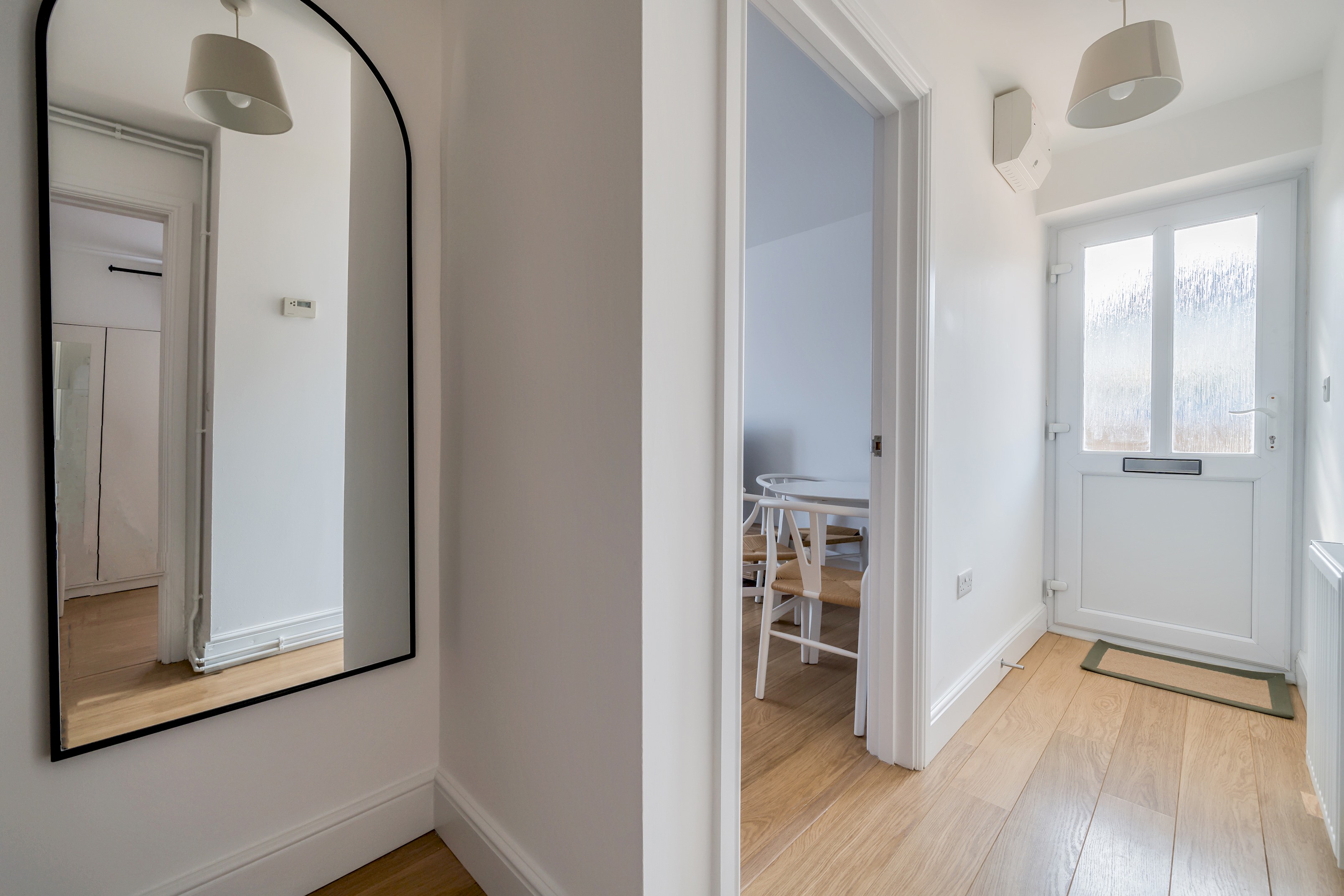 Stylish 2 Bed Apartment + Parking - Oxford - Pass the Keys in 1A Stanway Road, Headington, OX3 8HU - Property image 20 - VivreStays