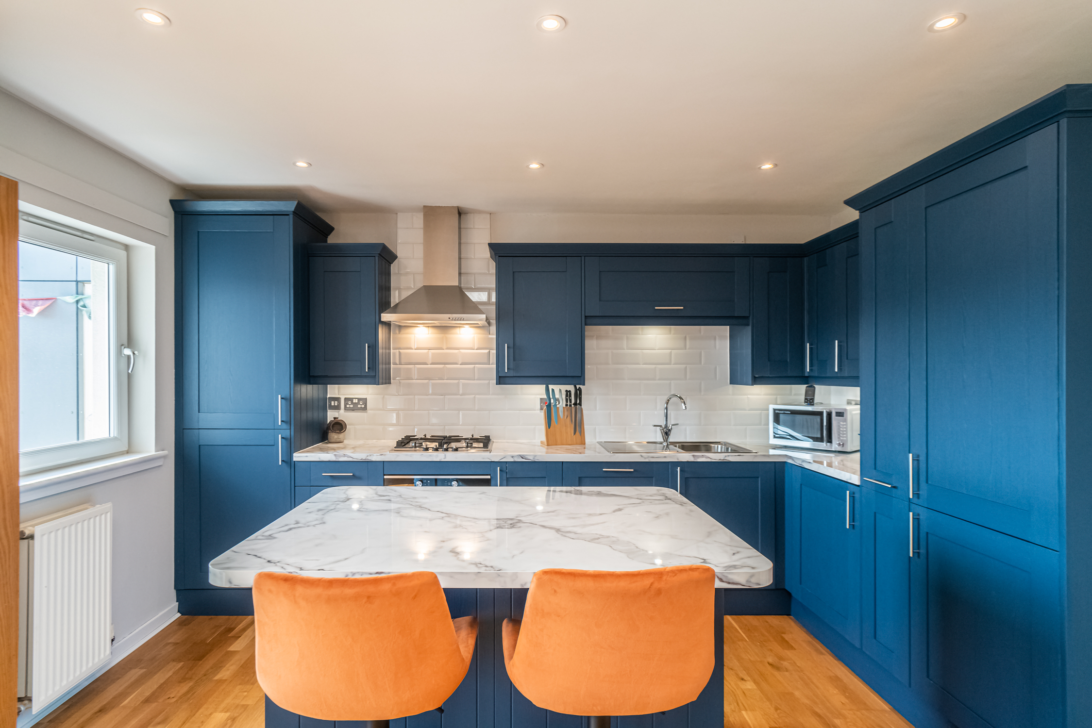 Bright Top Floor Haven | Modern 2BR in Edinburgh - Pass the Keys in Flat 7, 86 Chesser Crescent EH14 1SE - Property image 14 - VivreStays