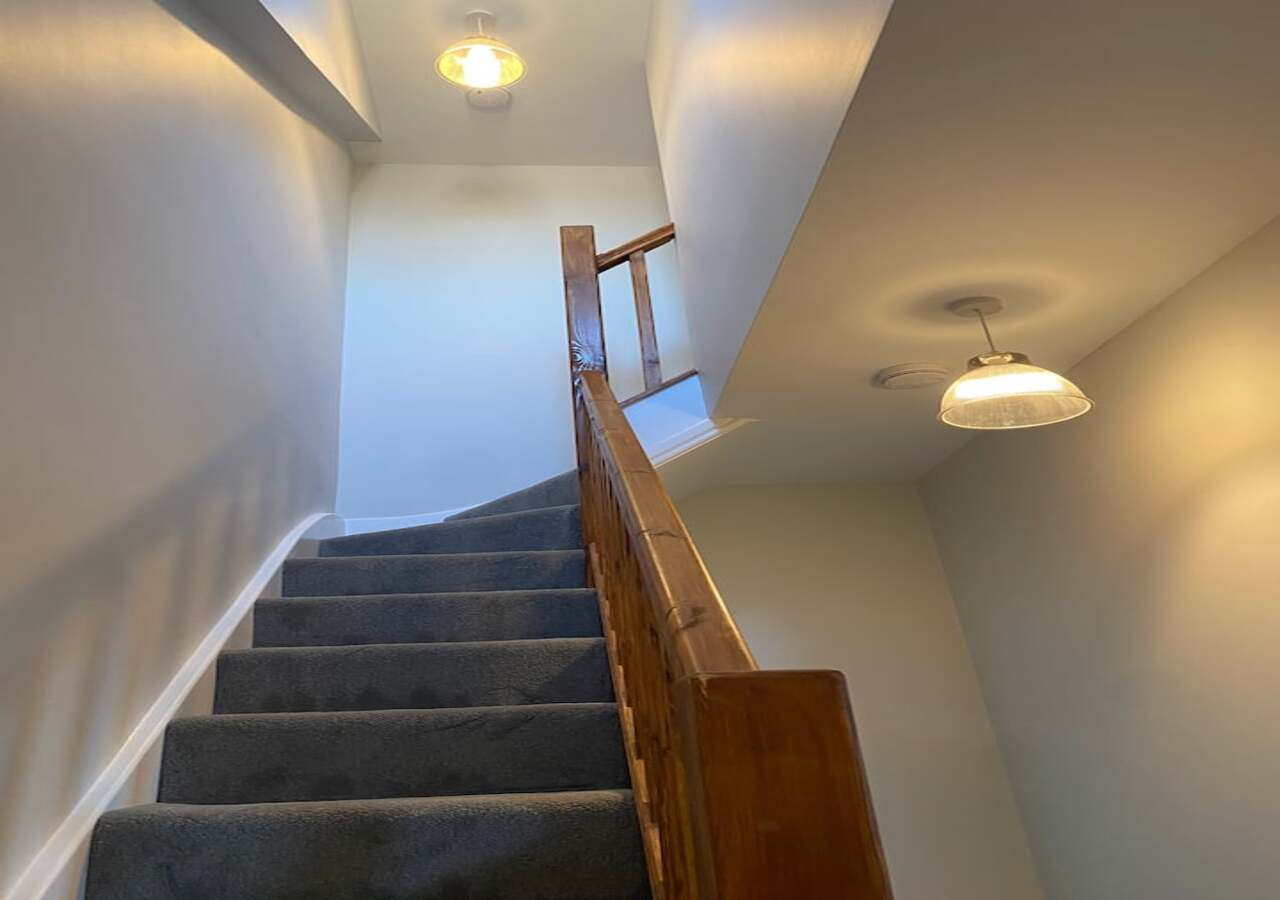 Beautiful Haxby Cottage - Close to Historic York - Pass the Keys in 102 The Village YO32 2JJ - Property image 11 - VivreStays