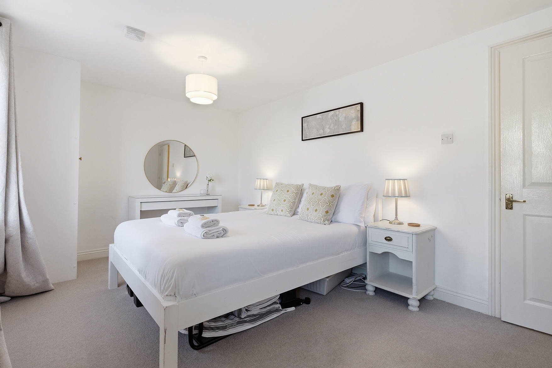 View Central York Apartment with Free Parking & WiFi - Pass the Keys in Flat 2, The Old Fruit Warehouse, Penleys Grove St, YO31 7PN Central York Apartment with Free Parking & WiFi - Pass the Keys in Flat 2, The Old Fruit Warehouse, Penleys Grove St, YO31 7PN - Property image 2 - VivreStays