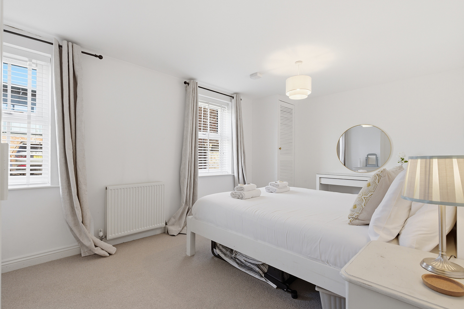 View Central York Apartment with Free Parking & WiFi - Pass the Keys in Flat 2, The Old Fruit Warehouse, Penleys Grove St, YO31 7PN Central York Apartment with Free Parking & WiFi - Pass the Keys in Flat 2, The Old Fruit Warehouse, Penleys Grove St, YO31 7PN - Property image 21 - VivreStays