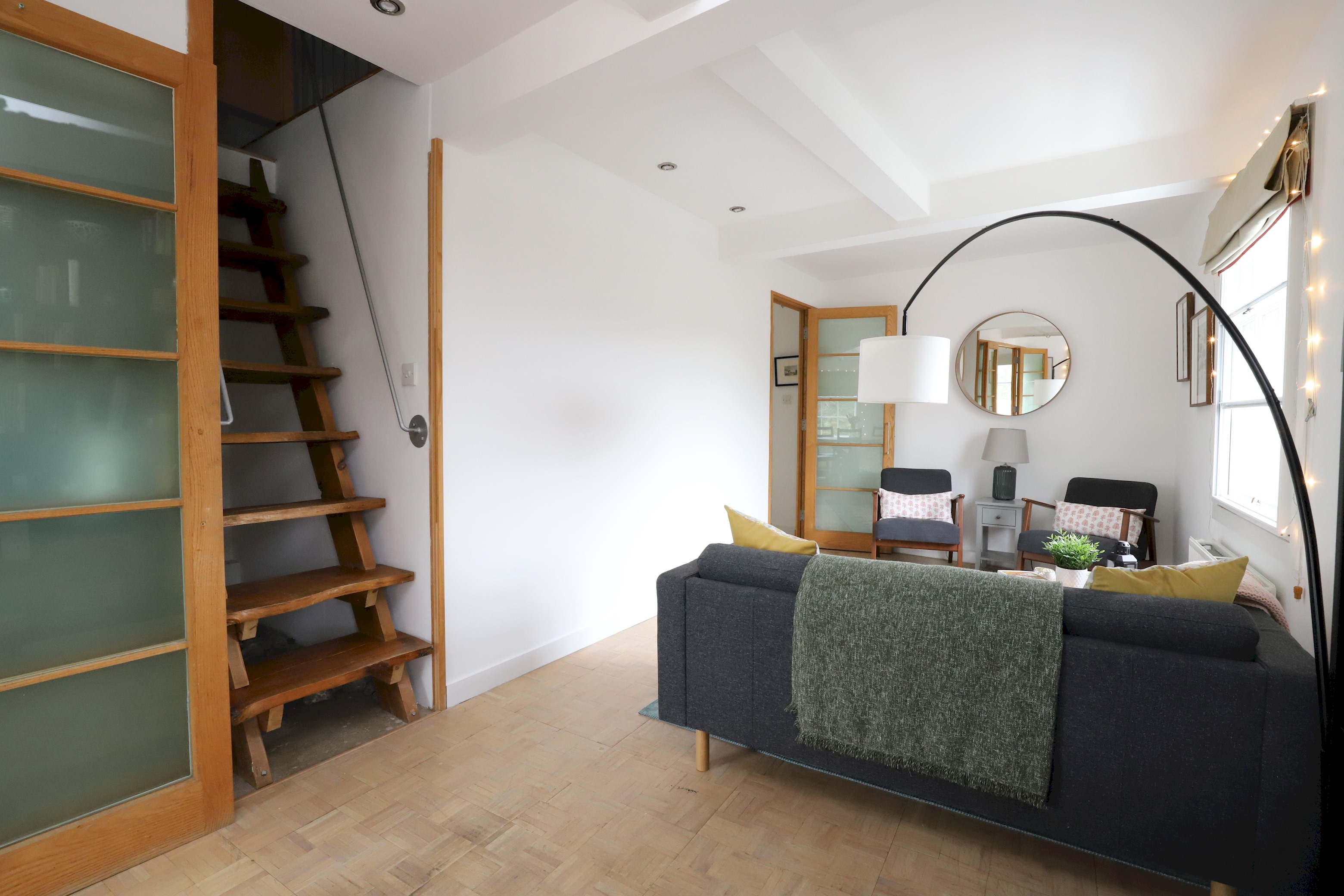 View Dreamy Riverside Island Apartment - Central Oxford - Pass the Keys Dreamy Riverside Island Apartment - Central Oxford - Pass the Keys serviced apartment - Oxford - VivreStays
