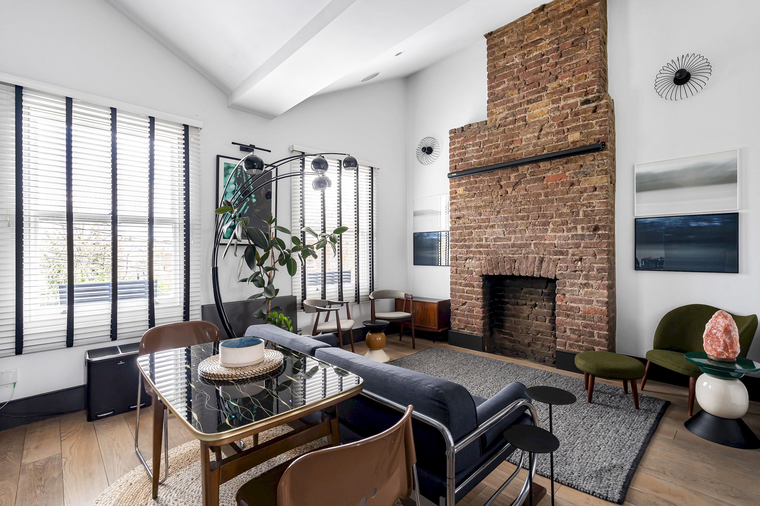 Stylish and modern terrace flat in Queen’s Park - Pass the Keys serviced apartment - UK - VivreStays