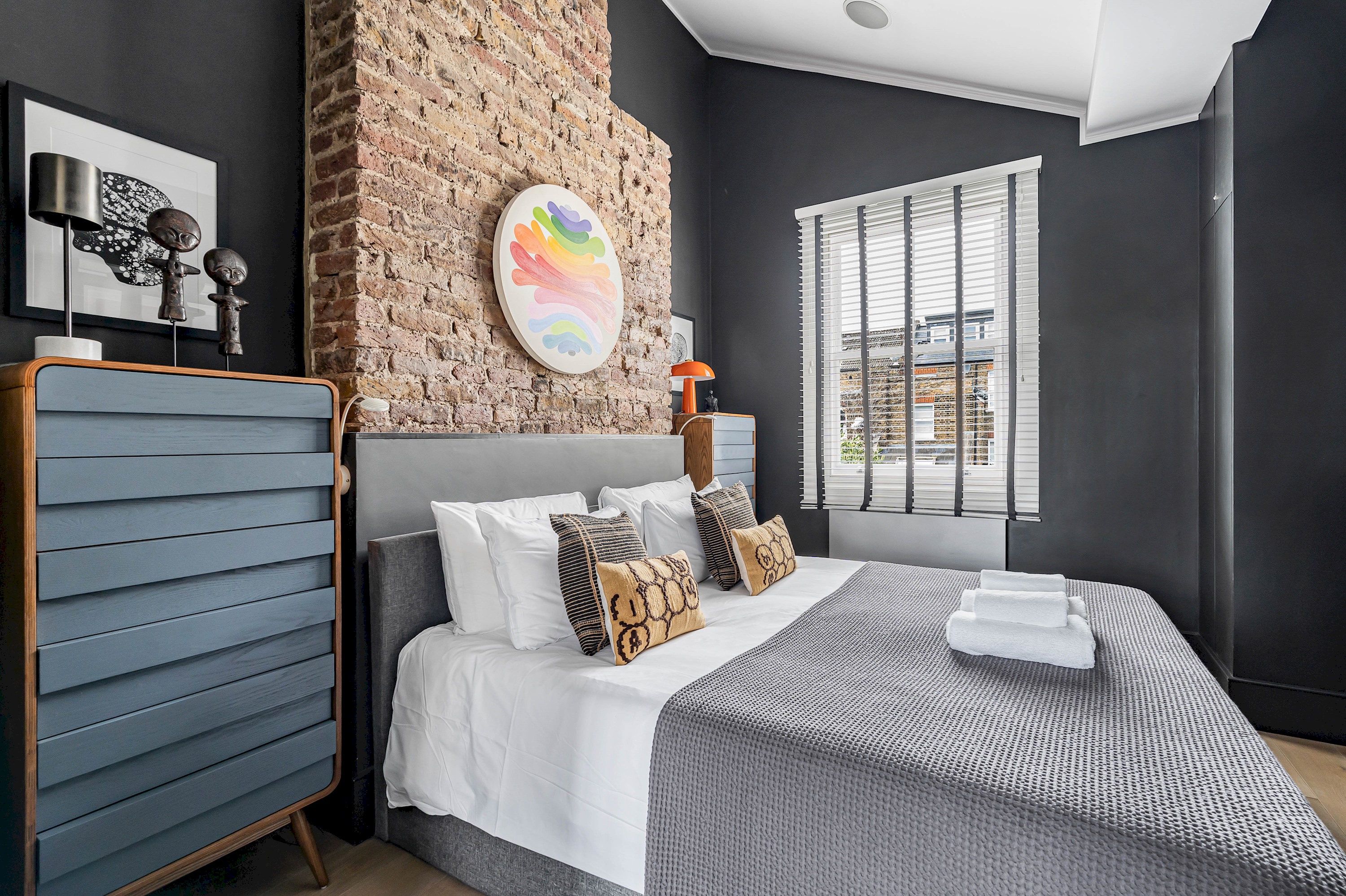 Stylish and modern terrace flat in Queen’s Park - Pass the Keys in 118B Ashmore Road, W9 3DQ - Property image 7 - VivreStays