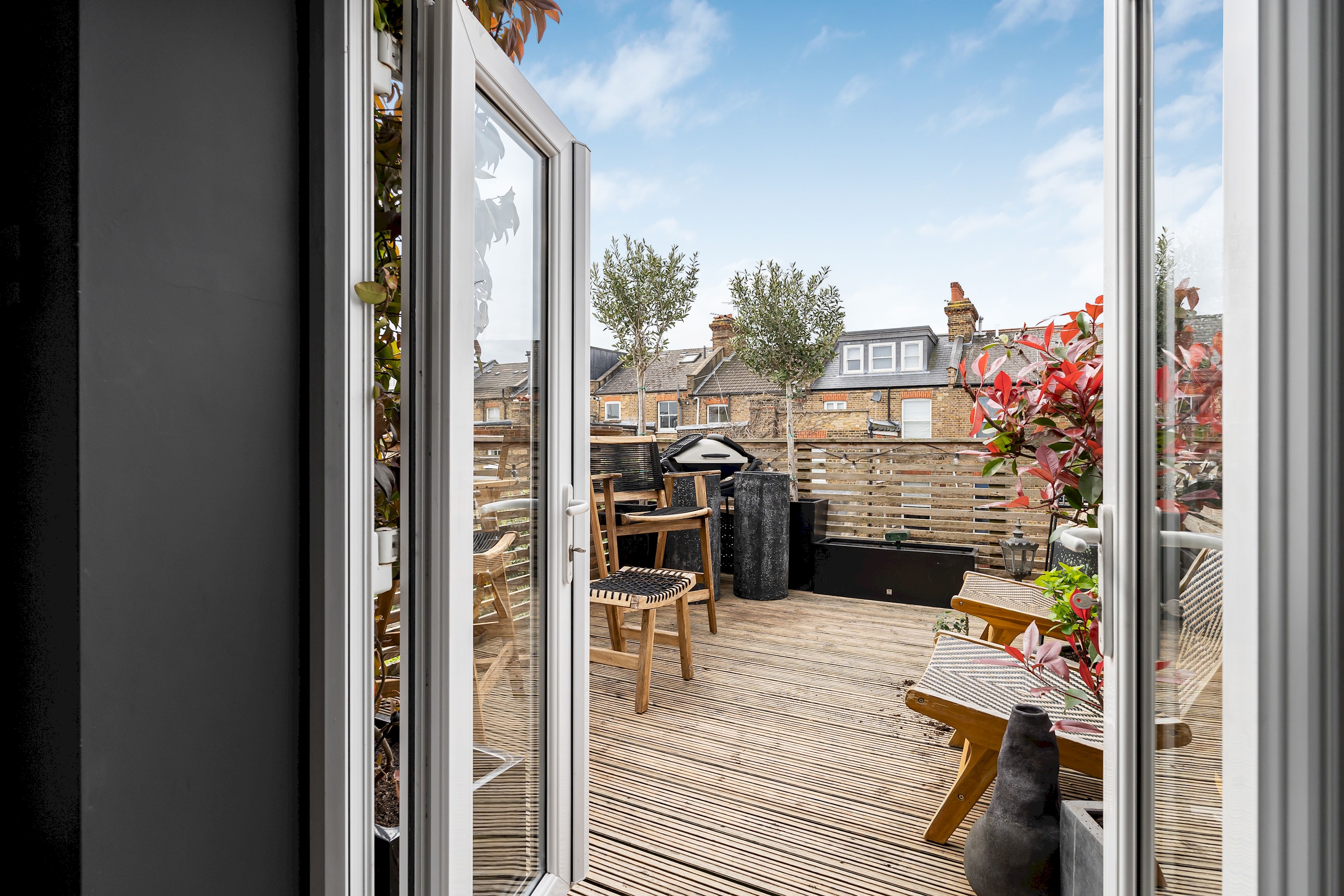 Stylish and modern terrace flat in Queen’s Park - Pass the Keys in 118B Ashmore Road, W9 3DQ - Property image 14 - VivreStays
