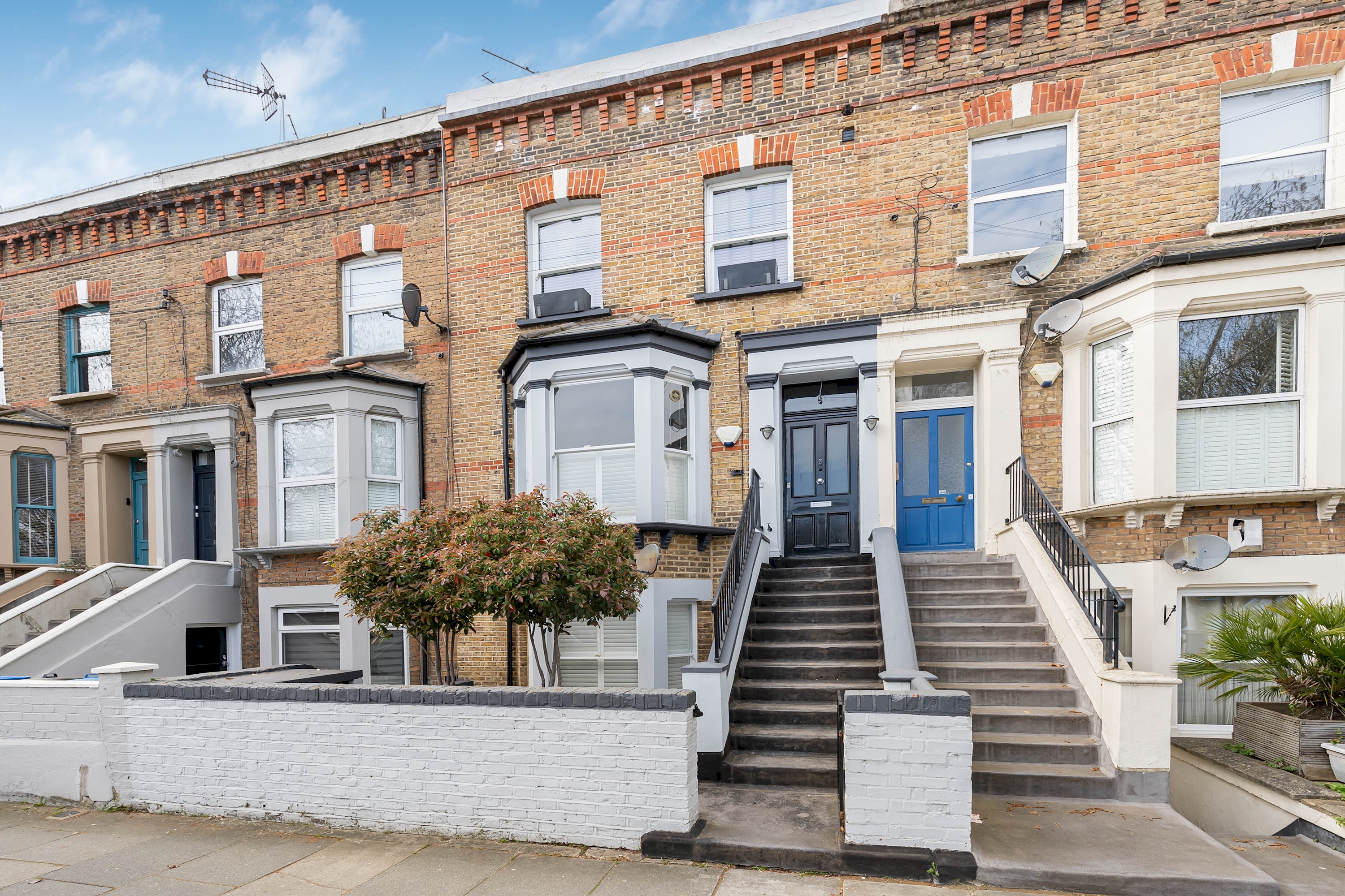 Stylish and modern terrace flat in Queen’s Park - Pass the Keys in 118B Ashmore Road, W9 3DQ - Property image 32 - VivreStays
