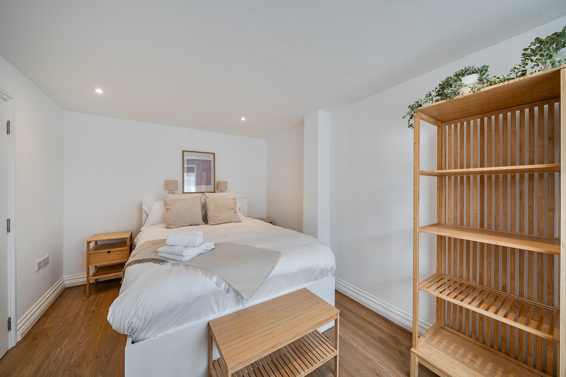 Modern 2 Bed Apartment - Central Oxford - Pass the Keys in 268 Abingdon Road, Flat 3 OX1 4TA - Property image 11 - VivreStays