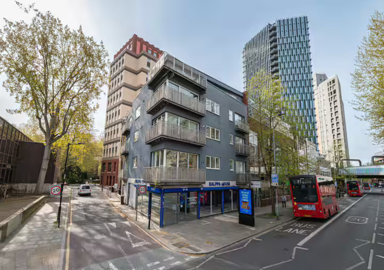 Modern 1 Bedroom Flat in Central London - Pass the Keys in Flat 1, Balppa House SE1 6BD - Property image 9 - VivreStays