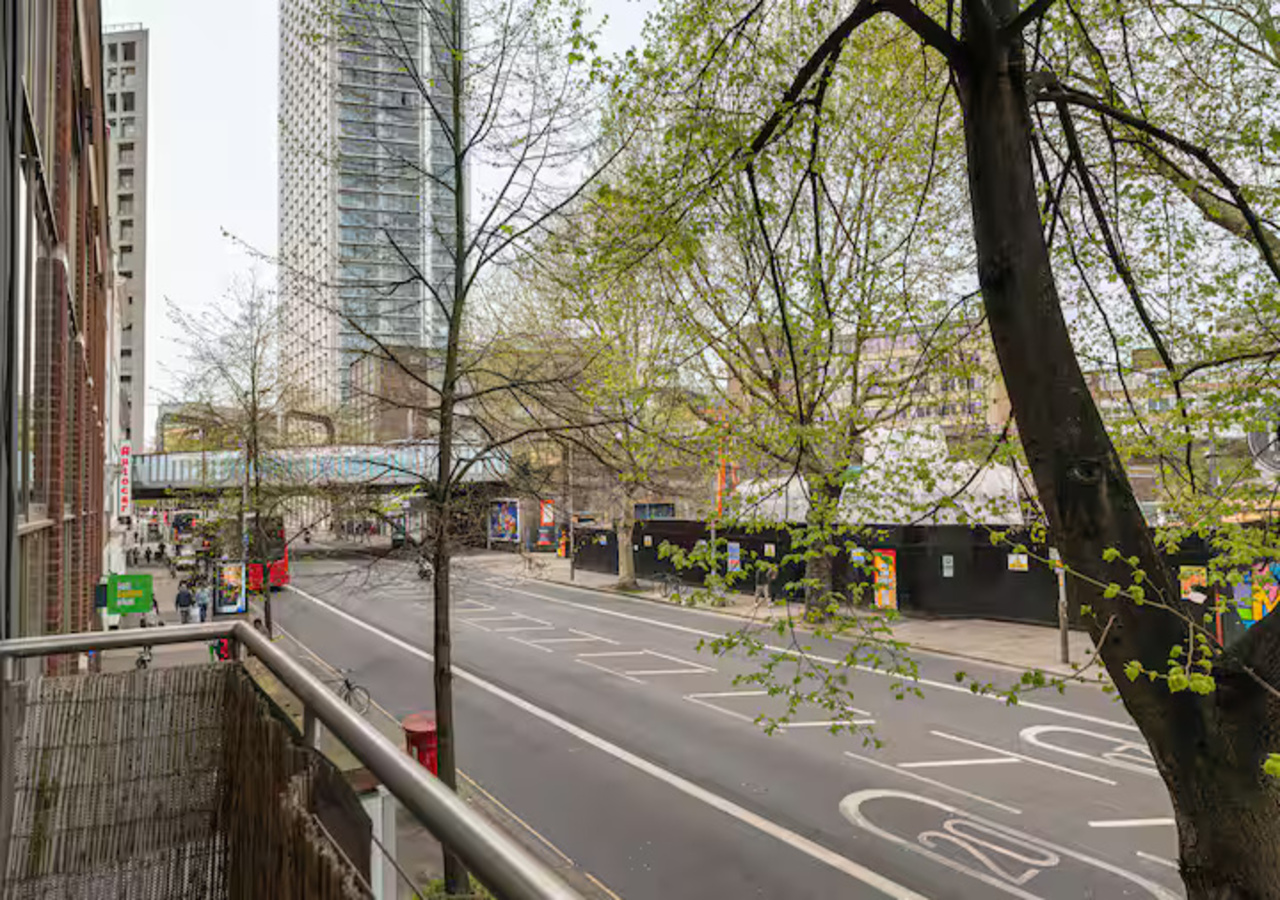 Modern 1 Bedroom Flat in Central London - Pass the Keys in Flat 1, Balppa House SE1 6BD - Property image 13 - VivreStays