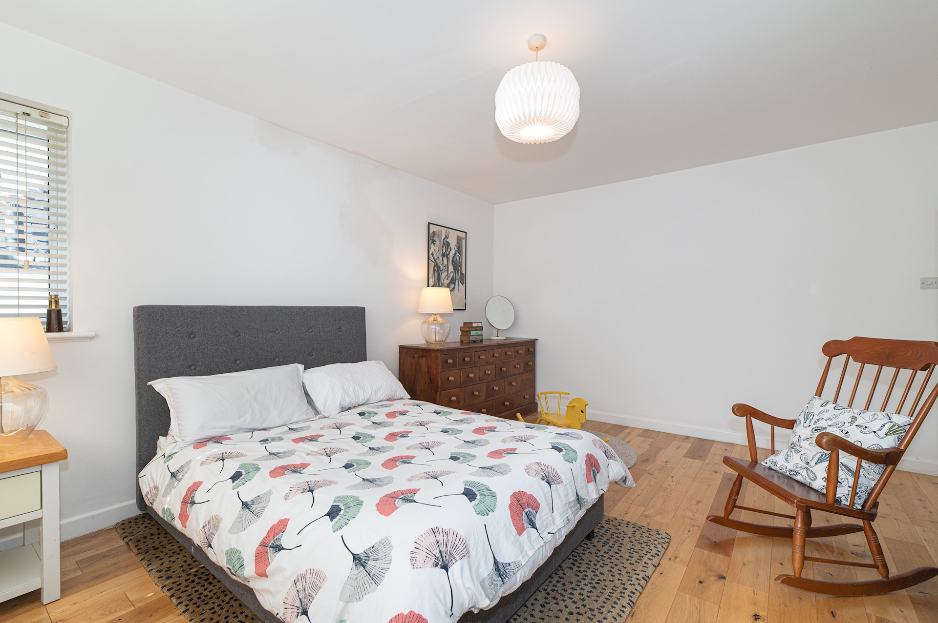 Stunning South London Home with Rare Garden Oasis - Pass the Keys in 5 Dulwich Wood Avenue, SE19 1HB - Property image 34 - VivreStays