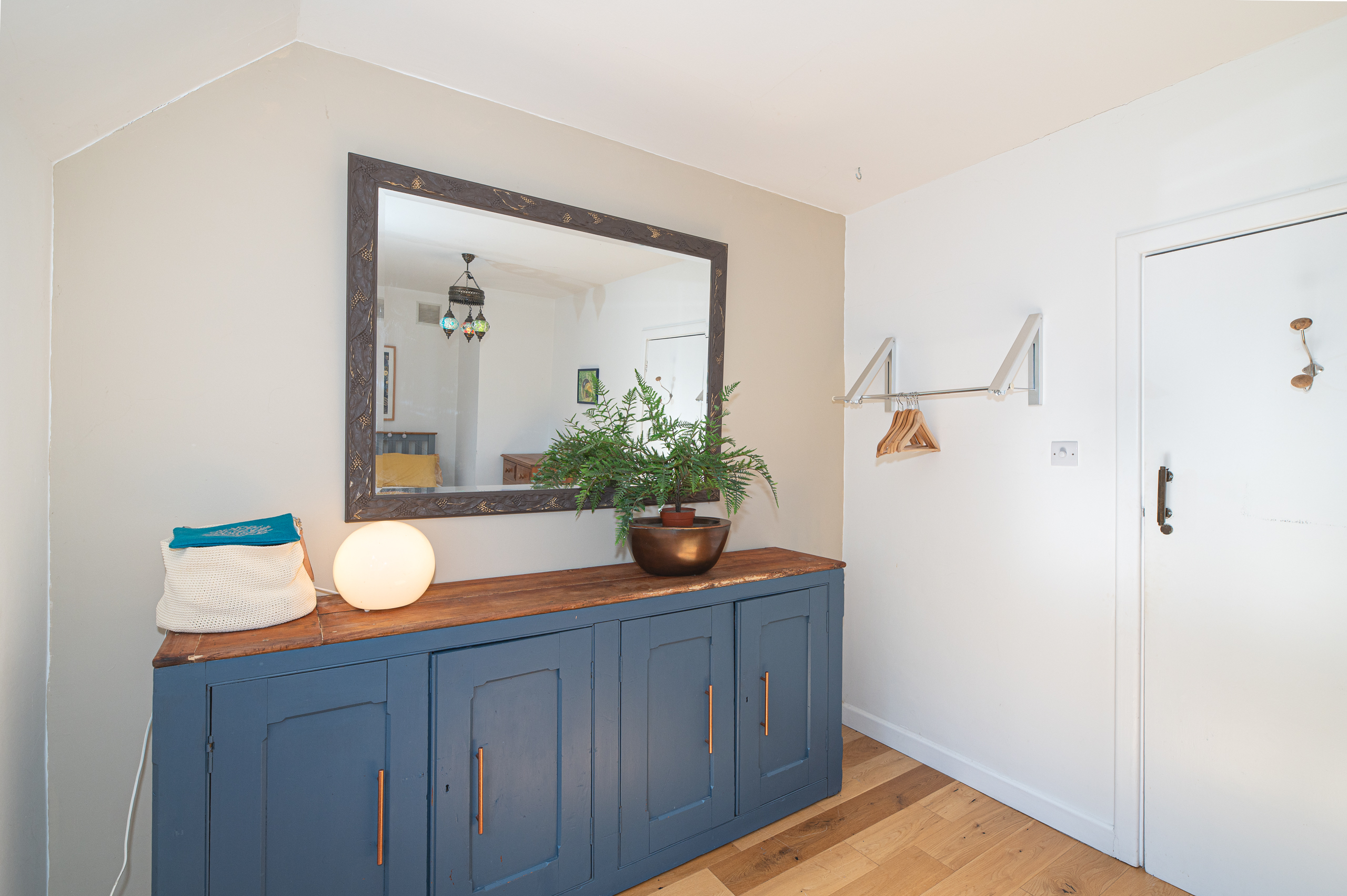 Stunning South London Home with Rare Garden Oasis - Pass the Keys in 5 Dulwich Wood Avenue, SE19 1HB - Property image 38 - VivreStays