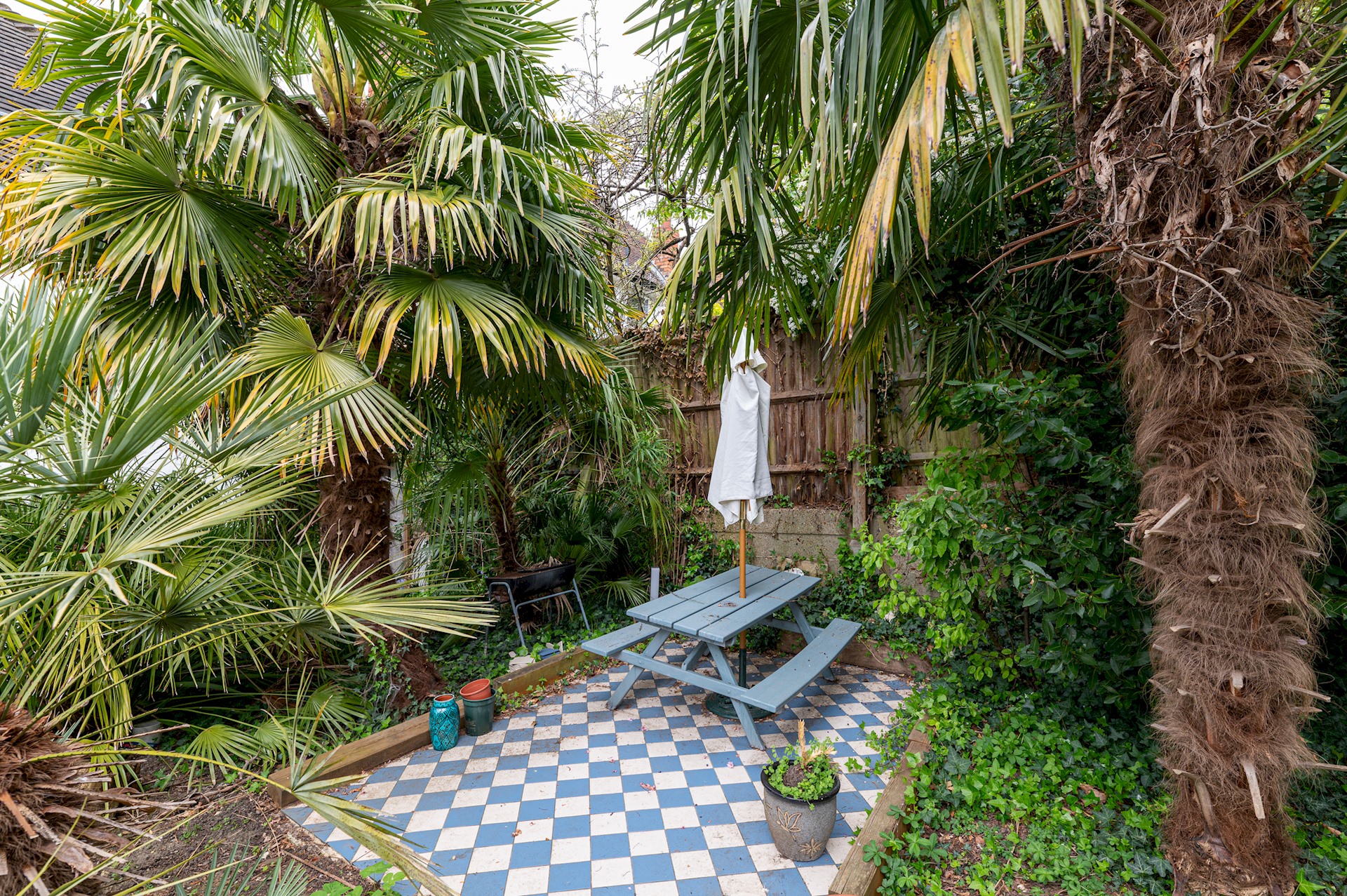 Stunning South London Home with Rare Garden Oasis - Pass the Keys in 5 Dulwich Wood Avenue, SE19 1HB - Property image 52 - VivreStays