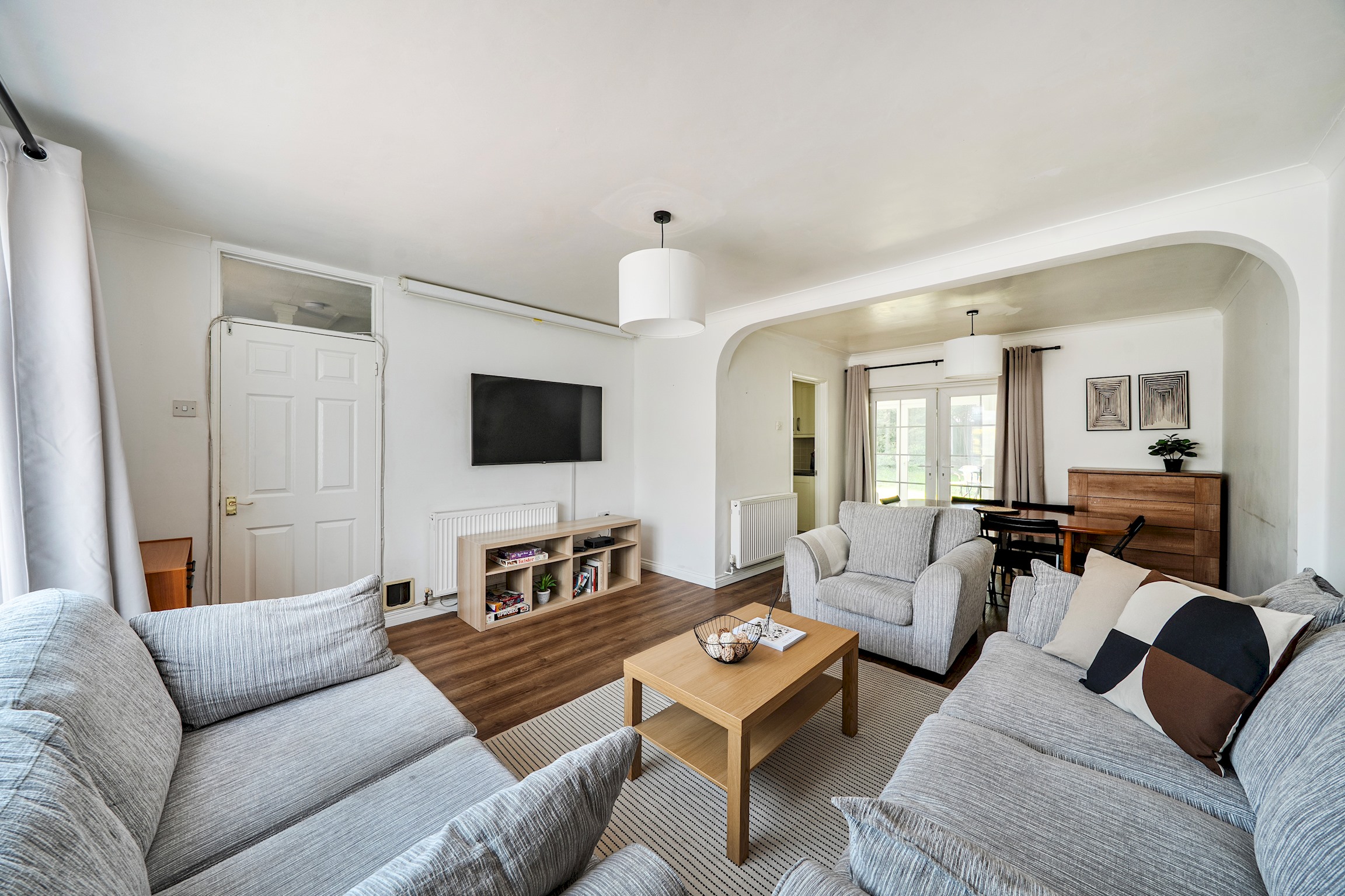 View Homely 5 Bed inc. 2 x Parking + Garden - Oxford - Pass the Keys Homely 5 Bed inc. 2 x Parking + Garden - Oxford - Pass the Keys serviced apartment - UK - VivreStays