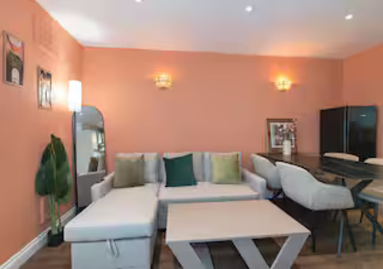 Stylish Central London Flat with Garden - Pass the Keys in 10 Erskine House, SW1V 3DR - Property image 15 - VivreStays