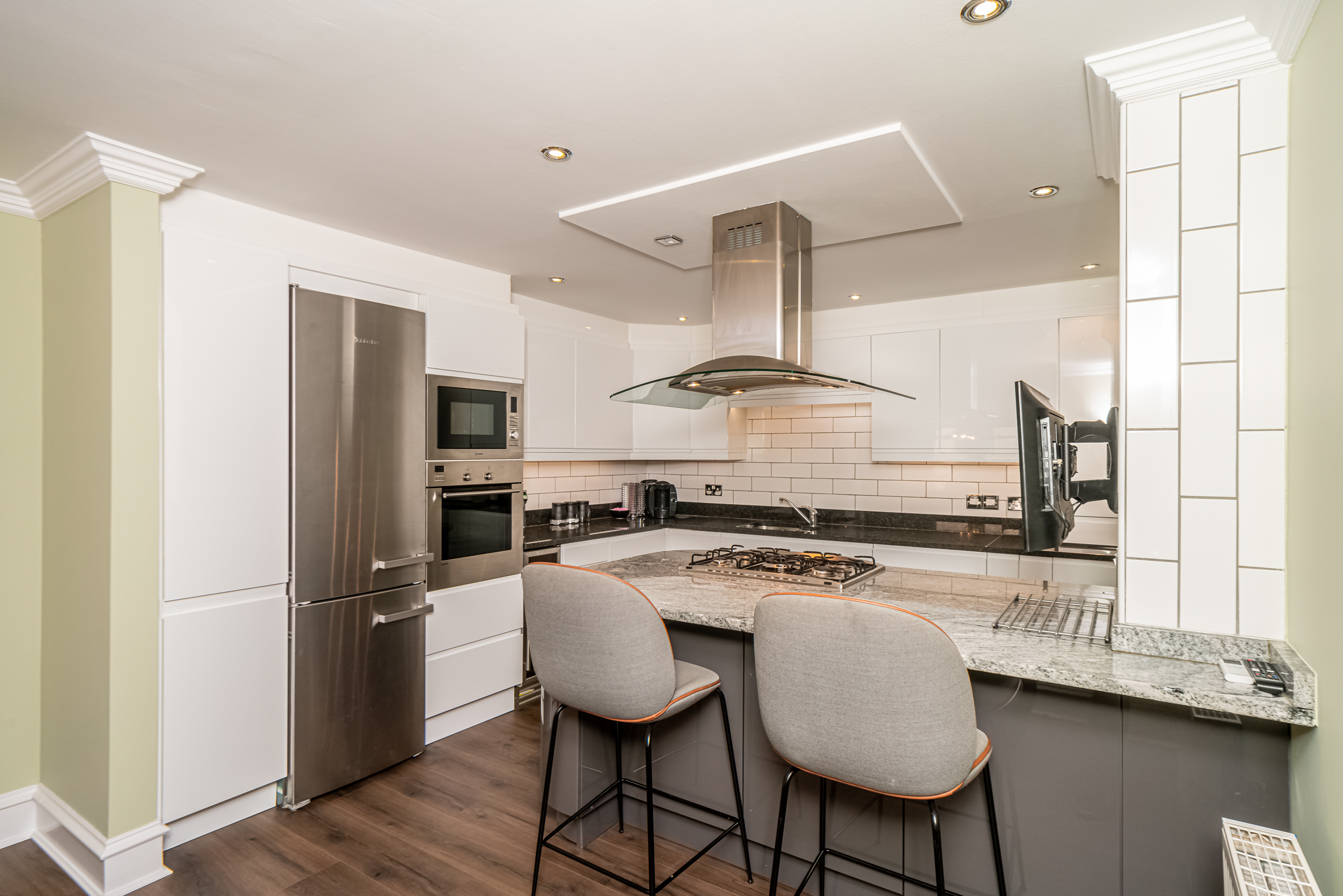 Stylish Hideaway in Central Edinburgh - Pass the Keys in 4/3 York Lane, EH1 3HY - Property image 6 - VivreStays