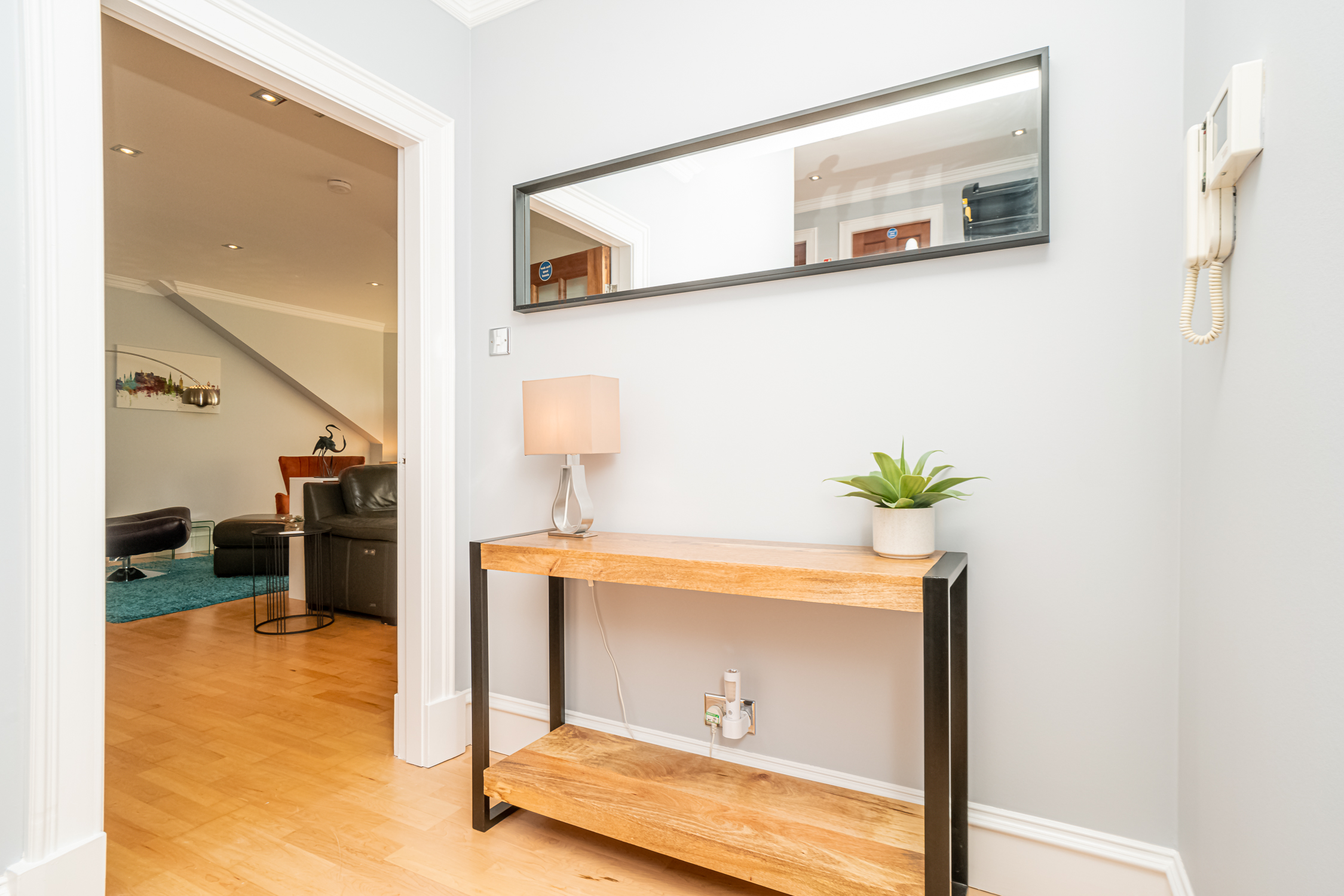 Stylish Hideaway in Central Edinburgh - Pass the Keys in 4/3 York Lane, EH1 3HY - Property image 27 - VivreStays