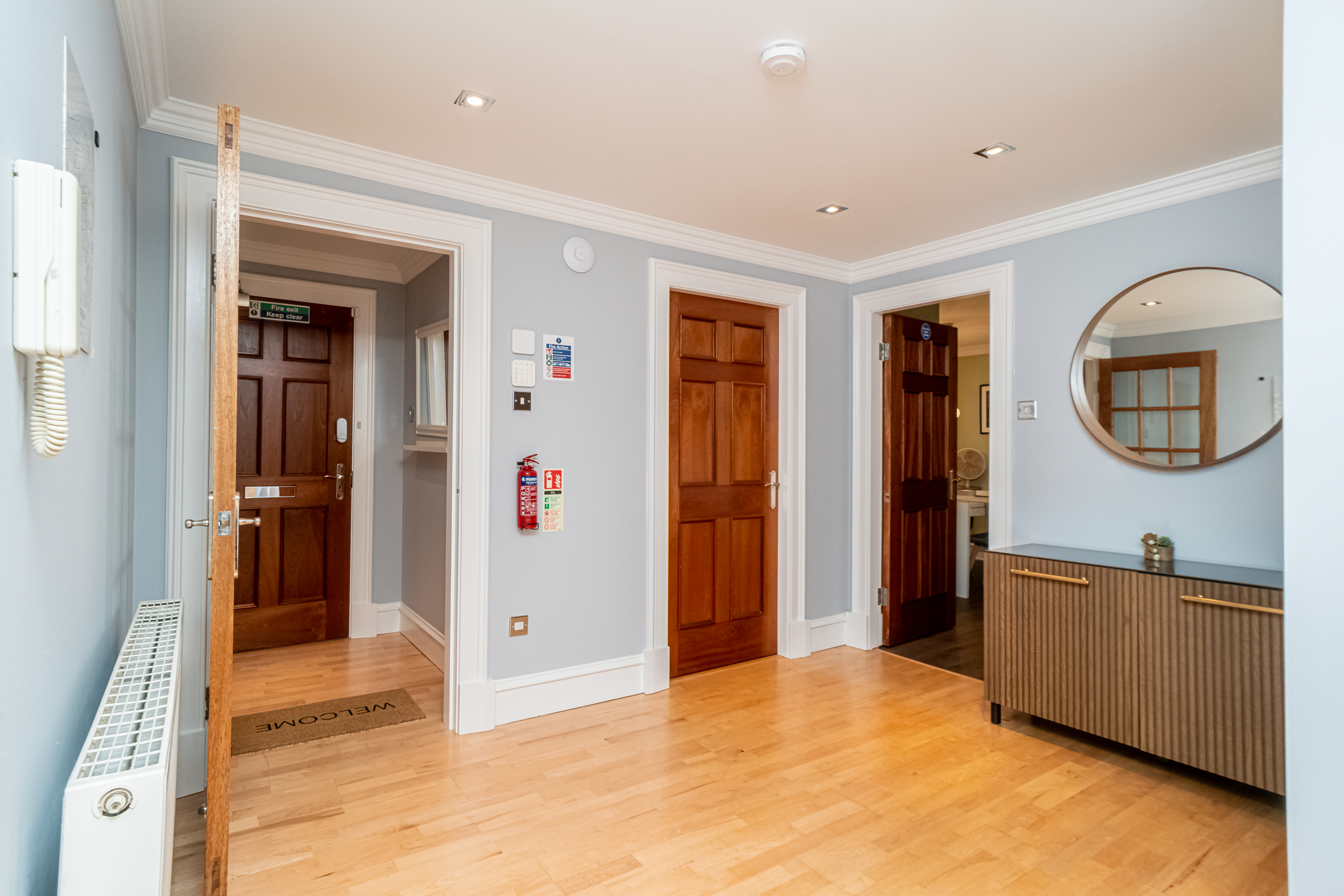 Stylish Hideaway in Central Edinburgh - Pass the Keys in 4/3 York Lane, EH1 3HY - Property image 29 - VivreStays
