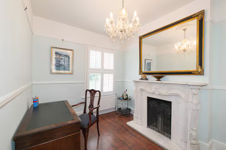 View Spacious East London Home with a beautiful Garden - Pass the Keys in 140 South Birkbeck Road E11 4JH Spacious East London Home with a beautiful Garden - Pass the Keys in 140 South Birkbeck Road E11 4JH - Property image 9 - VivreStays