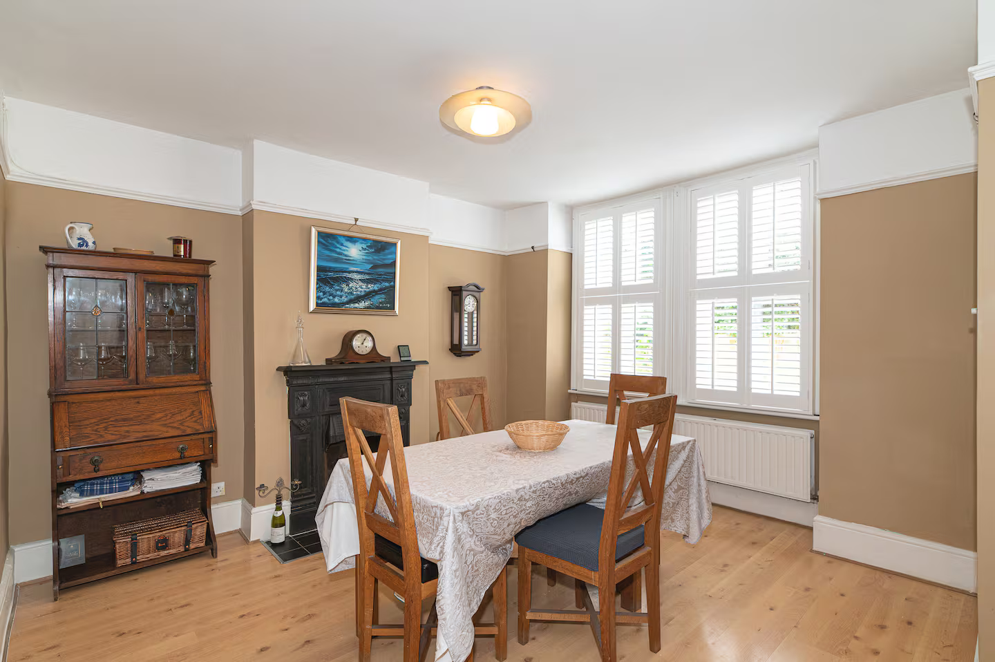 View Spacious East London Home with a beautiful Garden - Pass the Keys in 140 South Birkbeck Road E11 4JH Spacious East London Home with a beautiful Garden - Pass the Keys in 140 South Birkbeck Road E11 4JH - Property image 19 - VivreStays