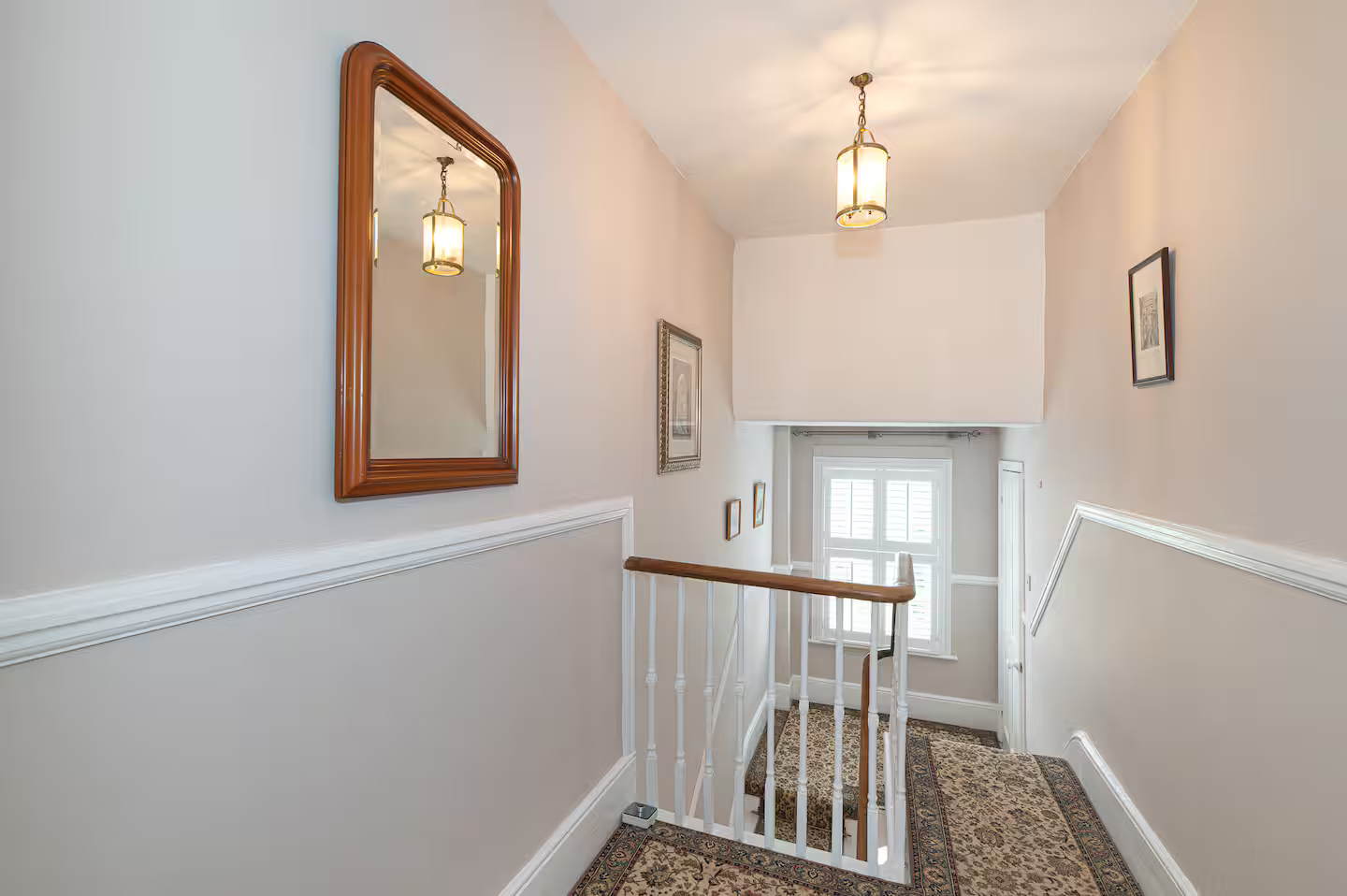 View Spacious East London Home with a beautiful Garden - Pass the Keys in 140 South Birkbeck Road E11 4JH Spacious East London Home with a beautiful Garden - Pass the Keys in 140 South Birkbeck Road E11 4JH - Property image 48 - VivreStays