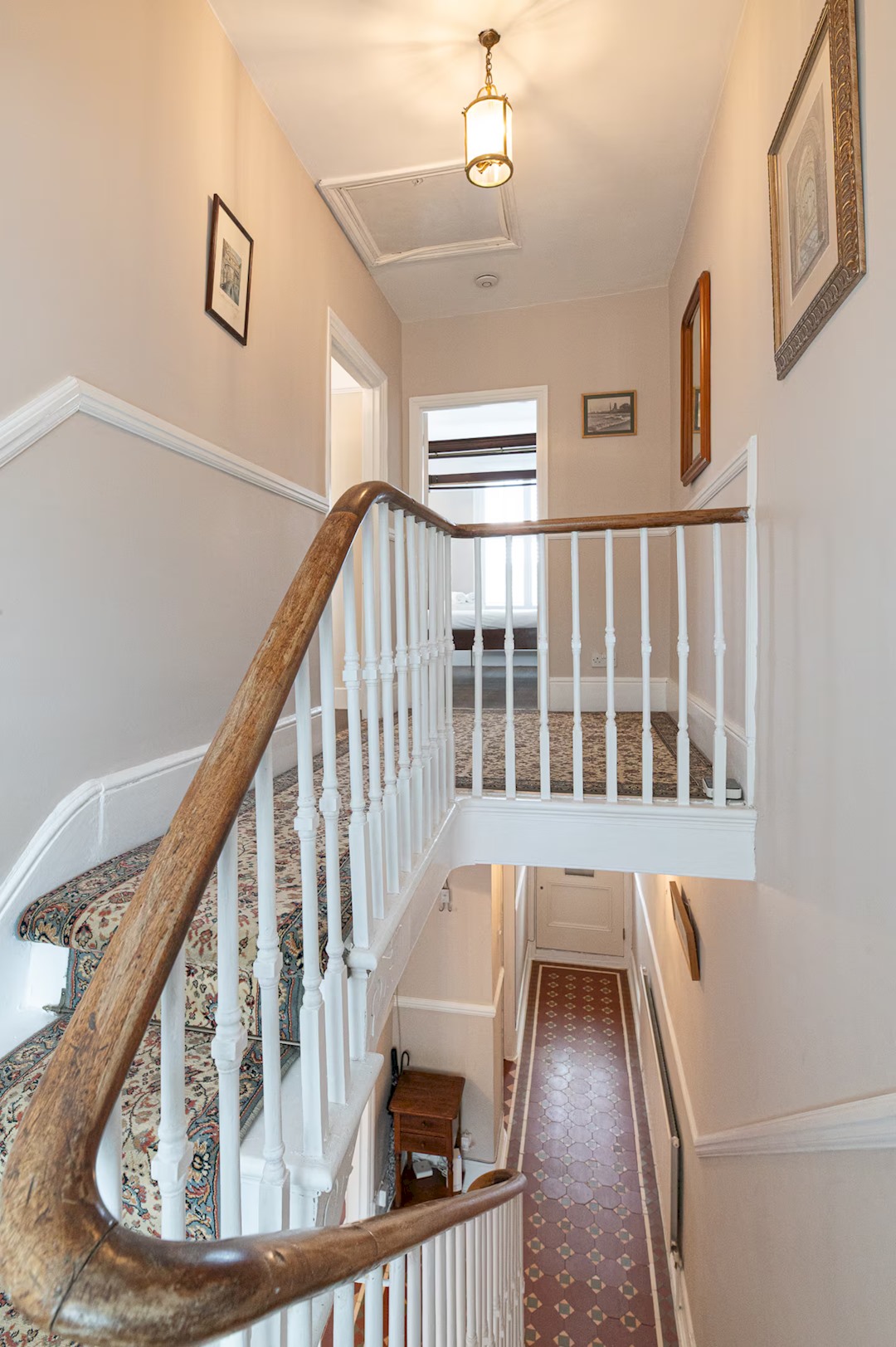 View Spacious East London Home with a beautiful Garden - Pass the Keys in 140 South Birkbeck Road E11 4JH Spacious East London Home with a beautiful Garden - Pass the Keys in 140 South Birkbeck Road E11 4JH - Property image 50 - VivreStays