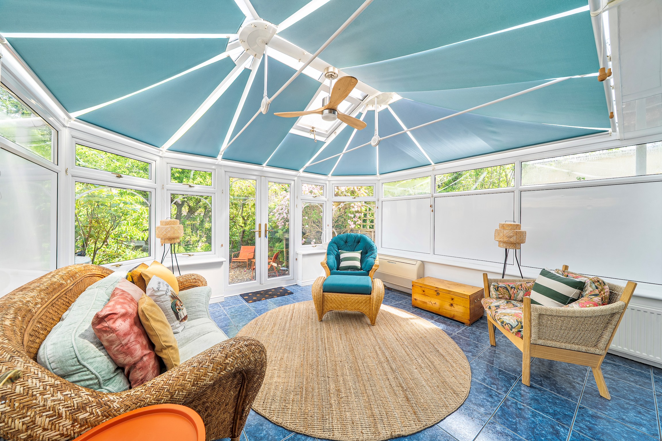 View Beautiful Family Home w/ Parking in Central Oxford -Pass the Keys in 7 Princes Street, OX4 1DD Beautiful Family Home w/ Parking in Central Oxford -Pass the Keys in 7 Princes Street, OX4 1DD - Property image 19 - VivreStays
