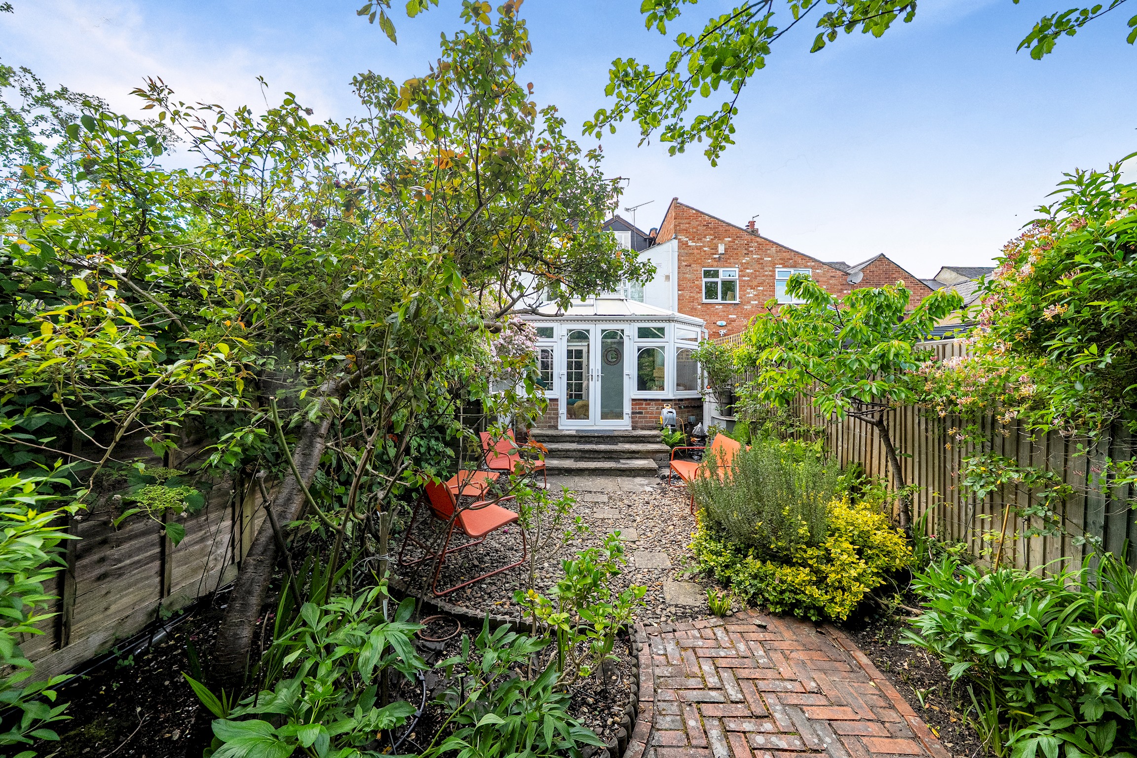 View Beautiful Family Home w/ Parking in Central Oxford -Pass the Keys in 7 Princes Street, OX4 1DD Beautiful Family Home w/ Parking in Central Oxford -Pass the Keys in 7 Princes Street, OX4 1DD - Property image 21 - VivreStays