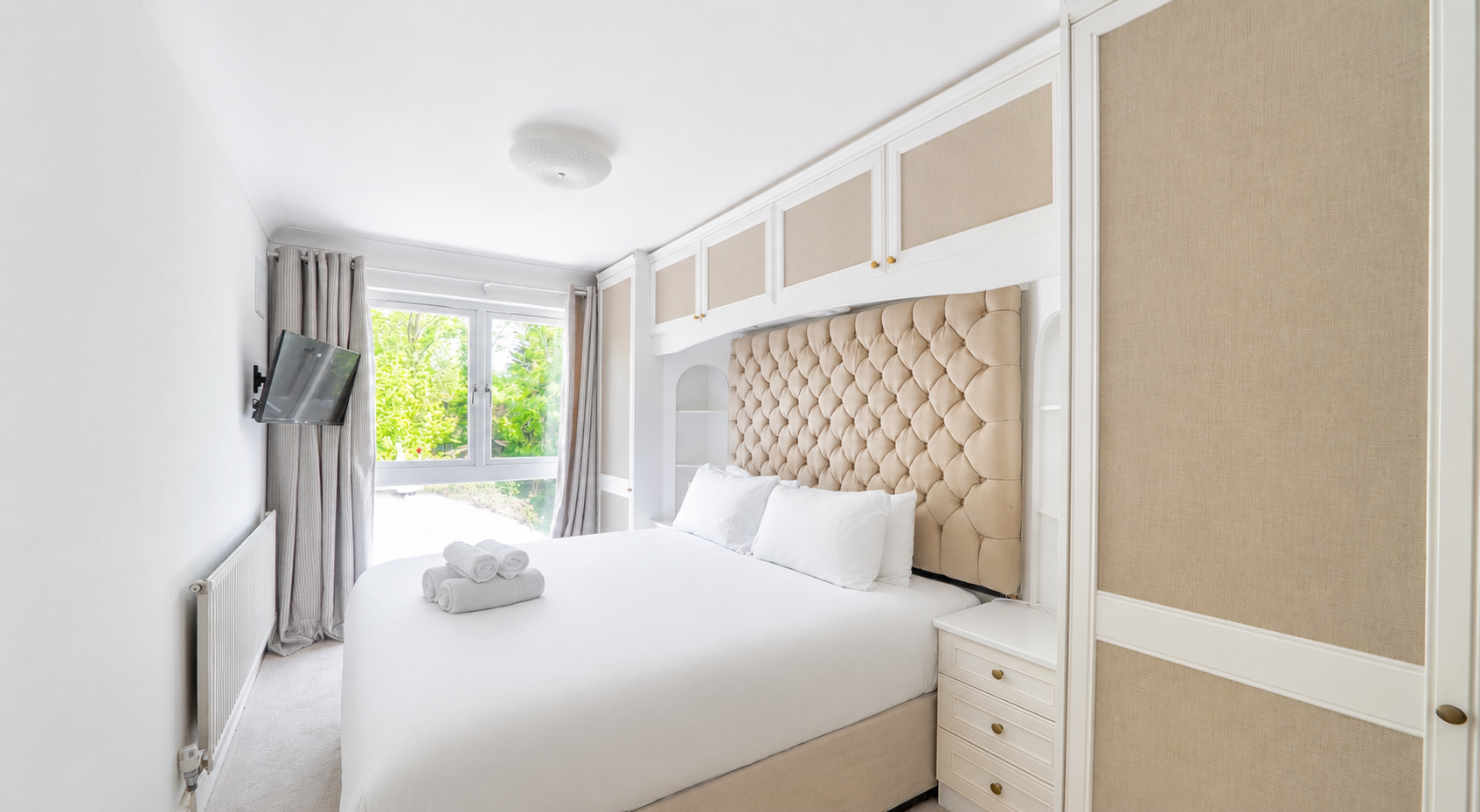 View Beautiful Family Home w/ Parking in Central Oxford -Pass the Keys in 7 Princes Street, OX4 1DD Beautiful Family Home w/ Parking in Central Oxford -Pass the Keys in 7 Princes Street, OX4 1DD - Property image 26 - VivreStays