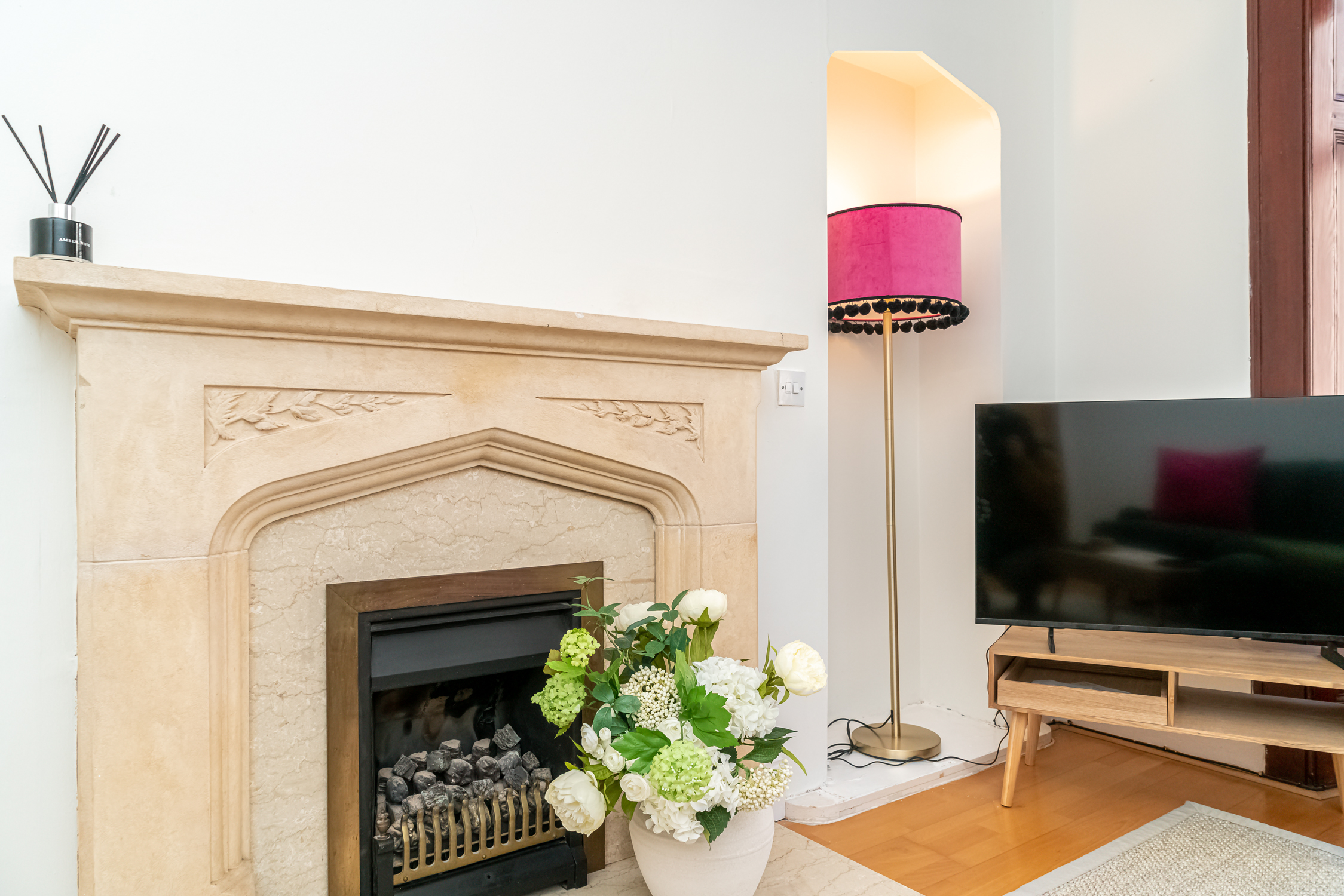 Cosy 2 Bed in Central Edinburgh - Pass the Keys in 31 (1F2) Gardner's Crescent EH3 8DF - Property image 29 - VivreStays